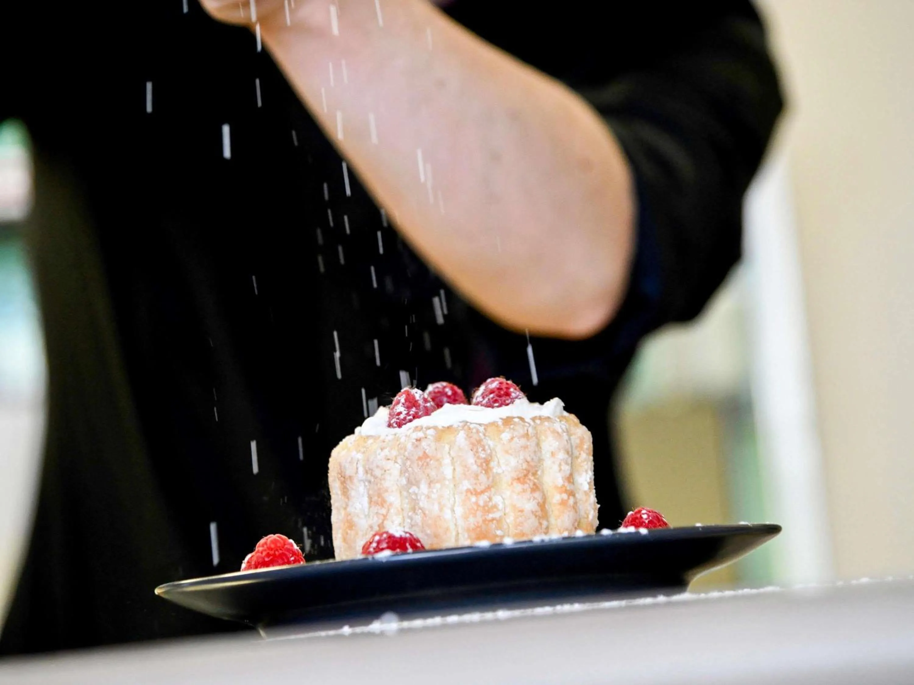 Restaurant/places to eat in Ibis Nantes la Beaujoire Parc Expo