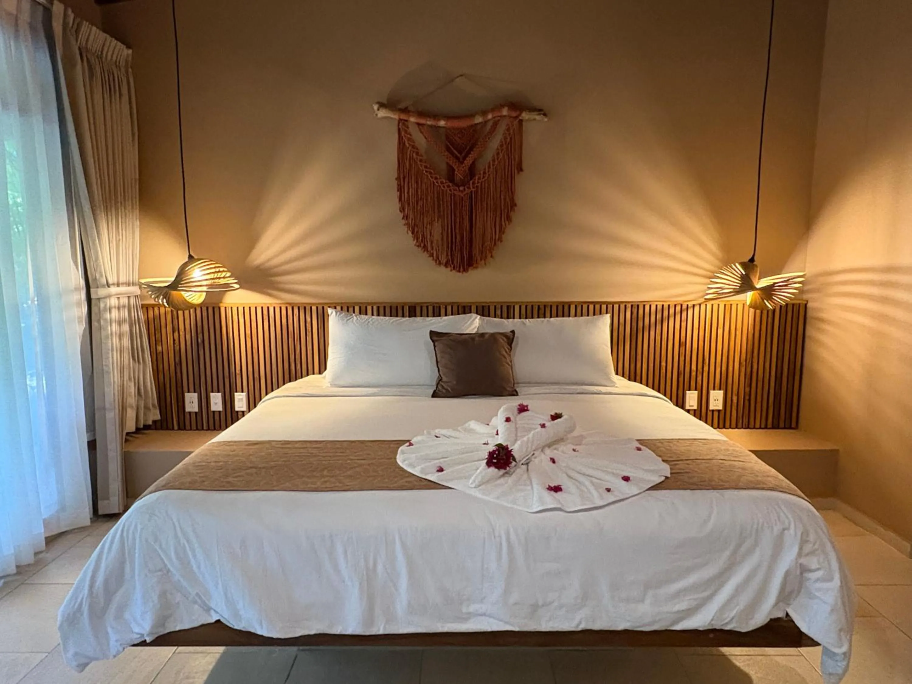 Bed in The Falls at Manuel Antonio