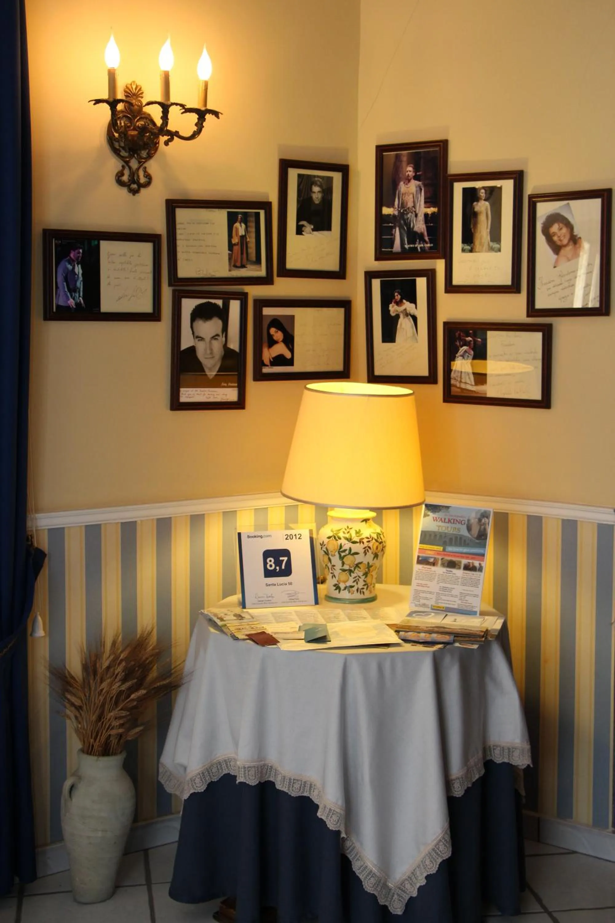 Lobby or reception in Santa Lucia 50