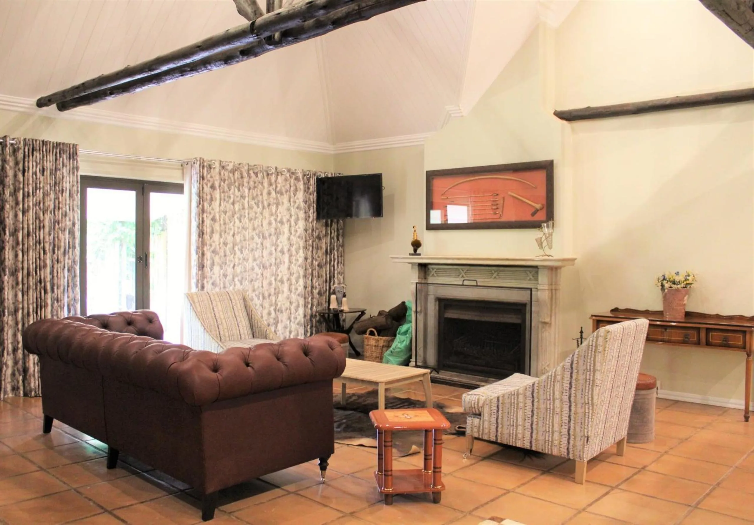 Seating area in Mount Shekinah Country Hotel