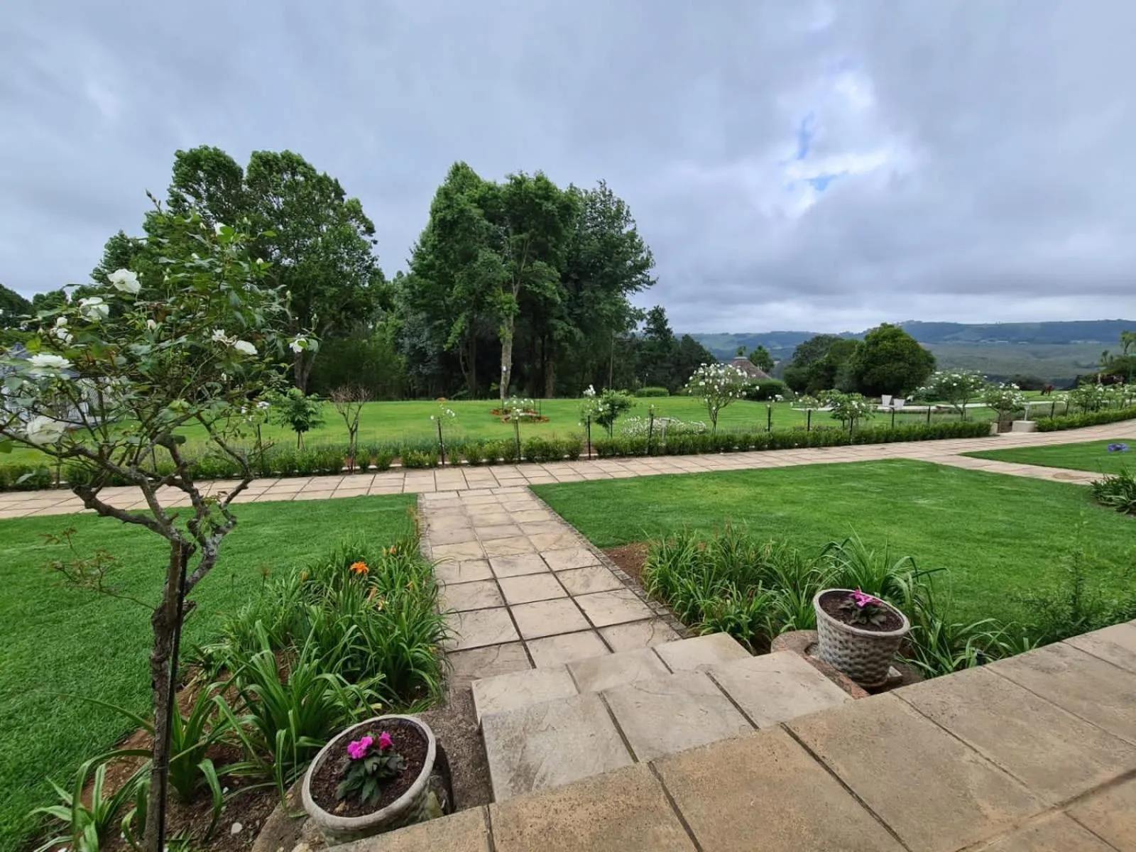 Garden in Mount Shekinah Country Hotel