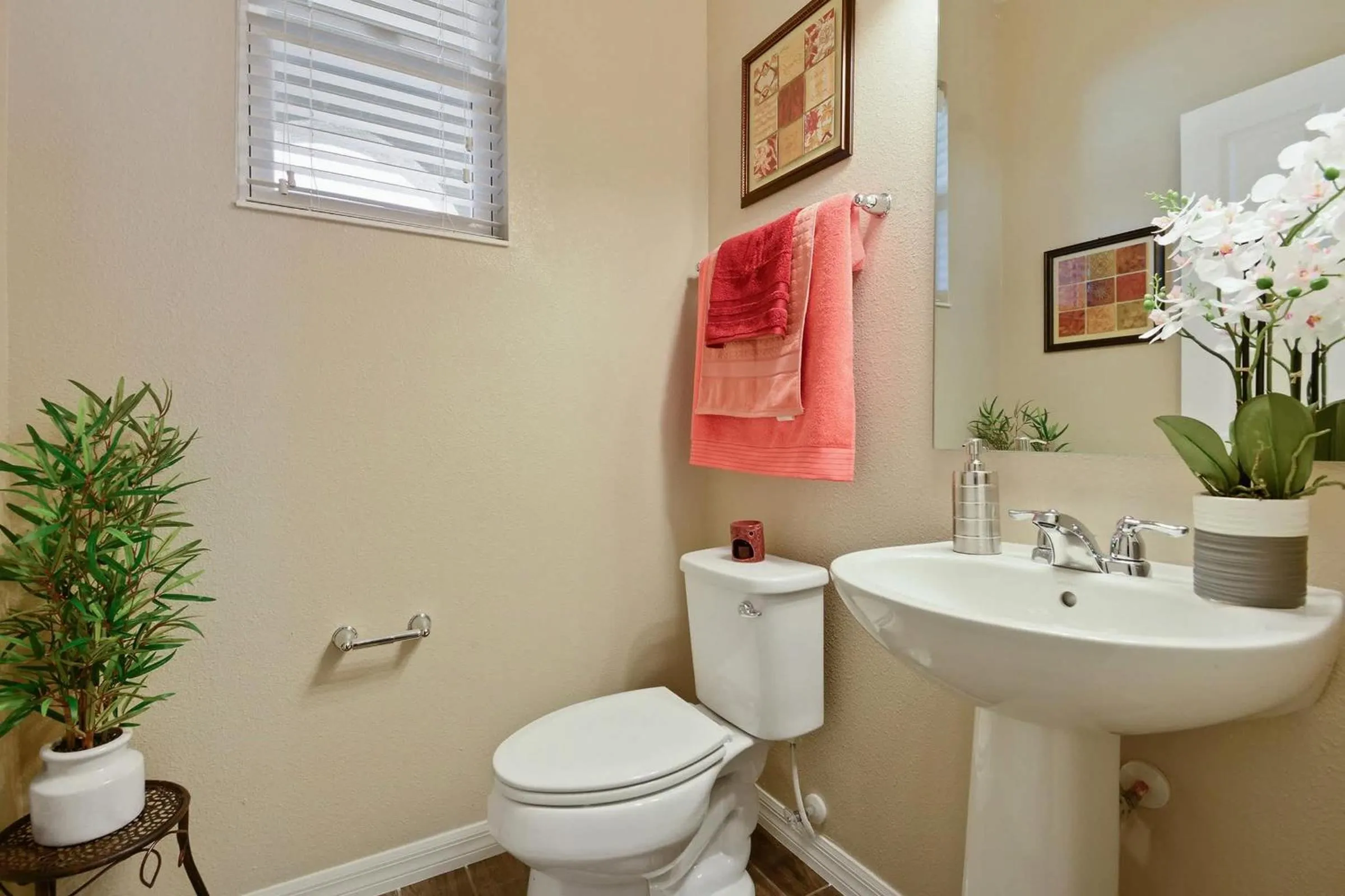 Family Friendly 4 Bedroom Close to Disney 5148