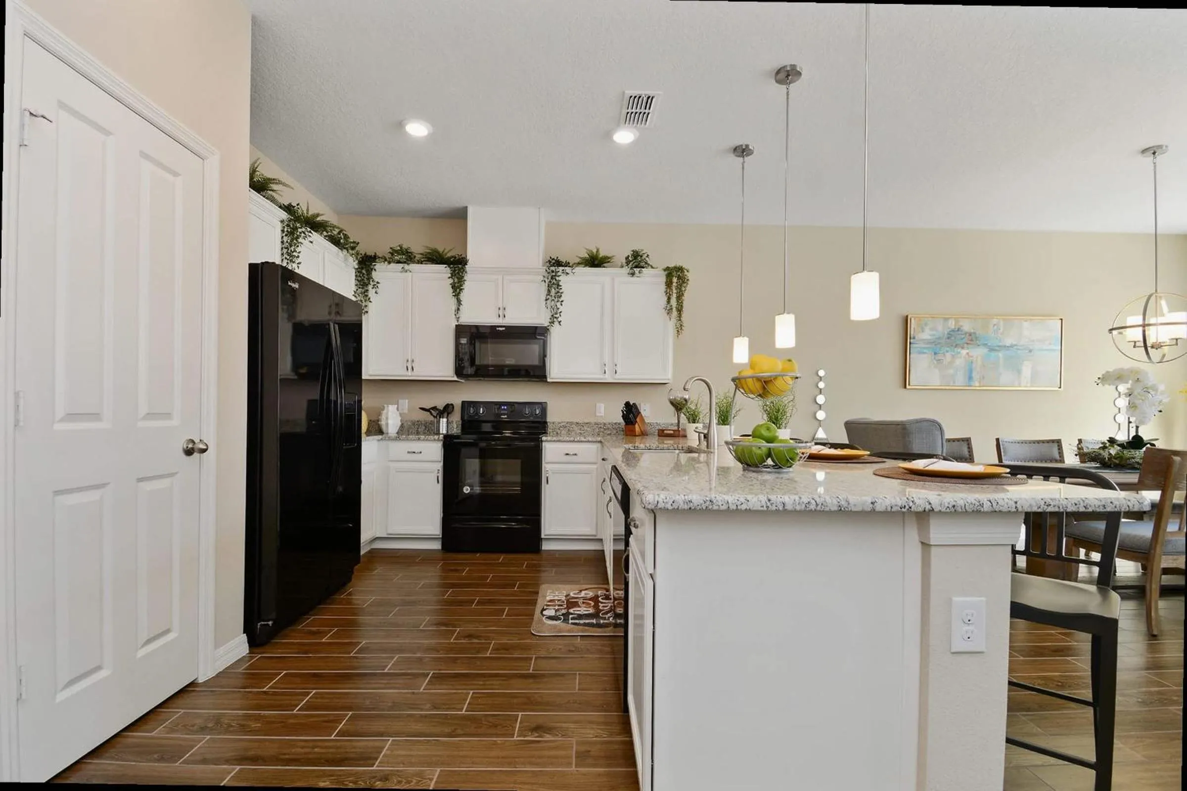 Family Friendly 4 Bedroom Close to Disney 5148