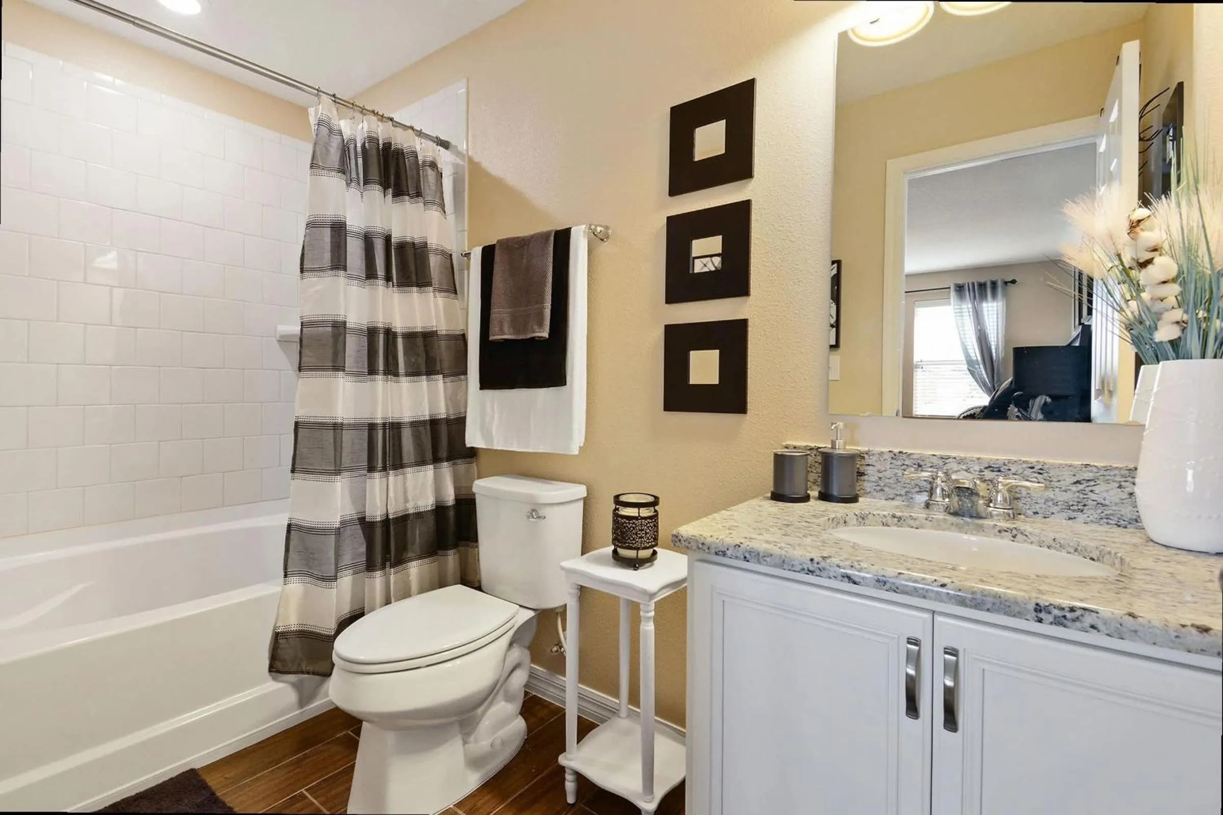 Family Friendly 4 Bedroom Close to Disney 5148