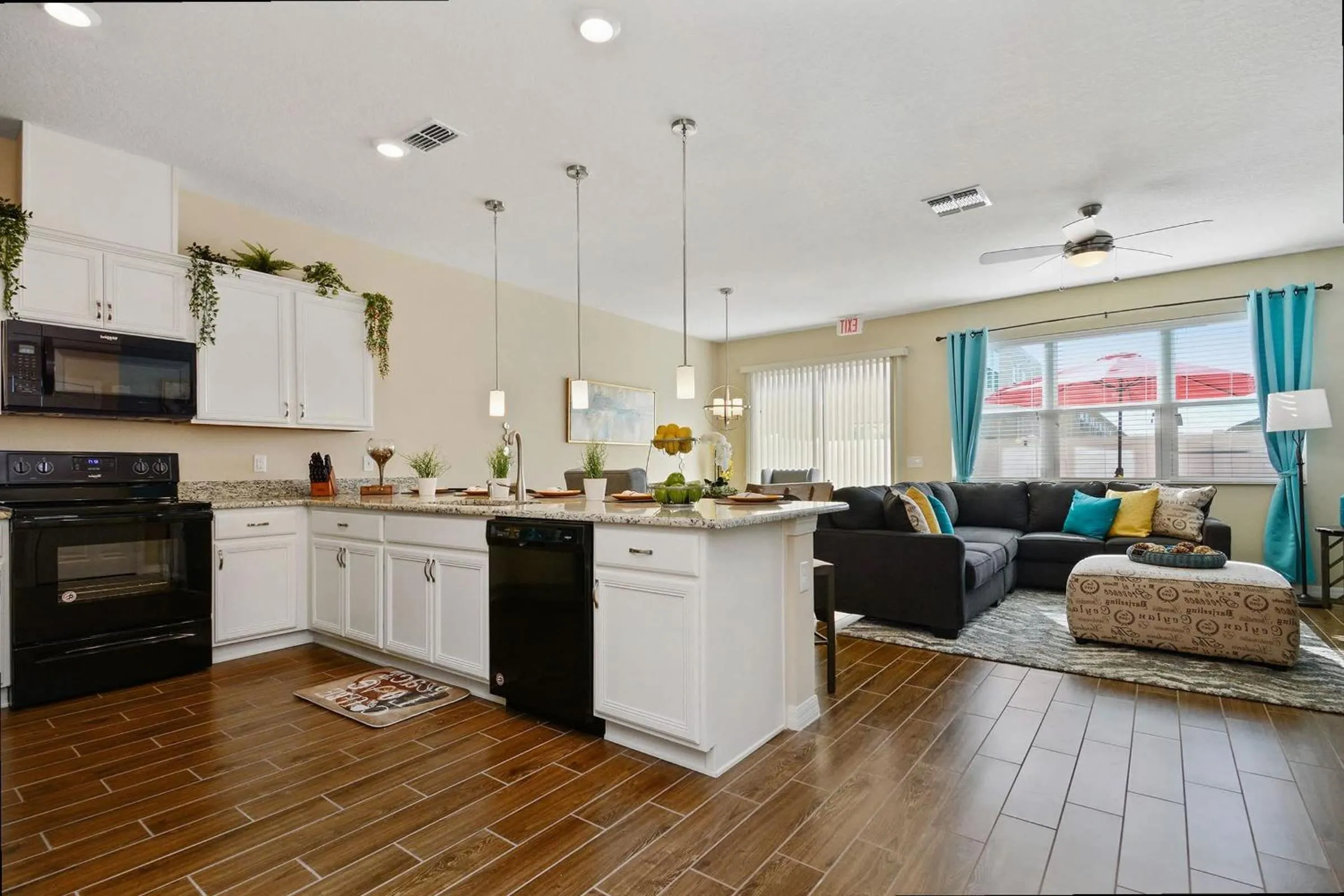 Family Friendly 4 Bedroom Close to Disney 5148