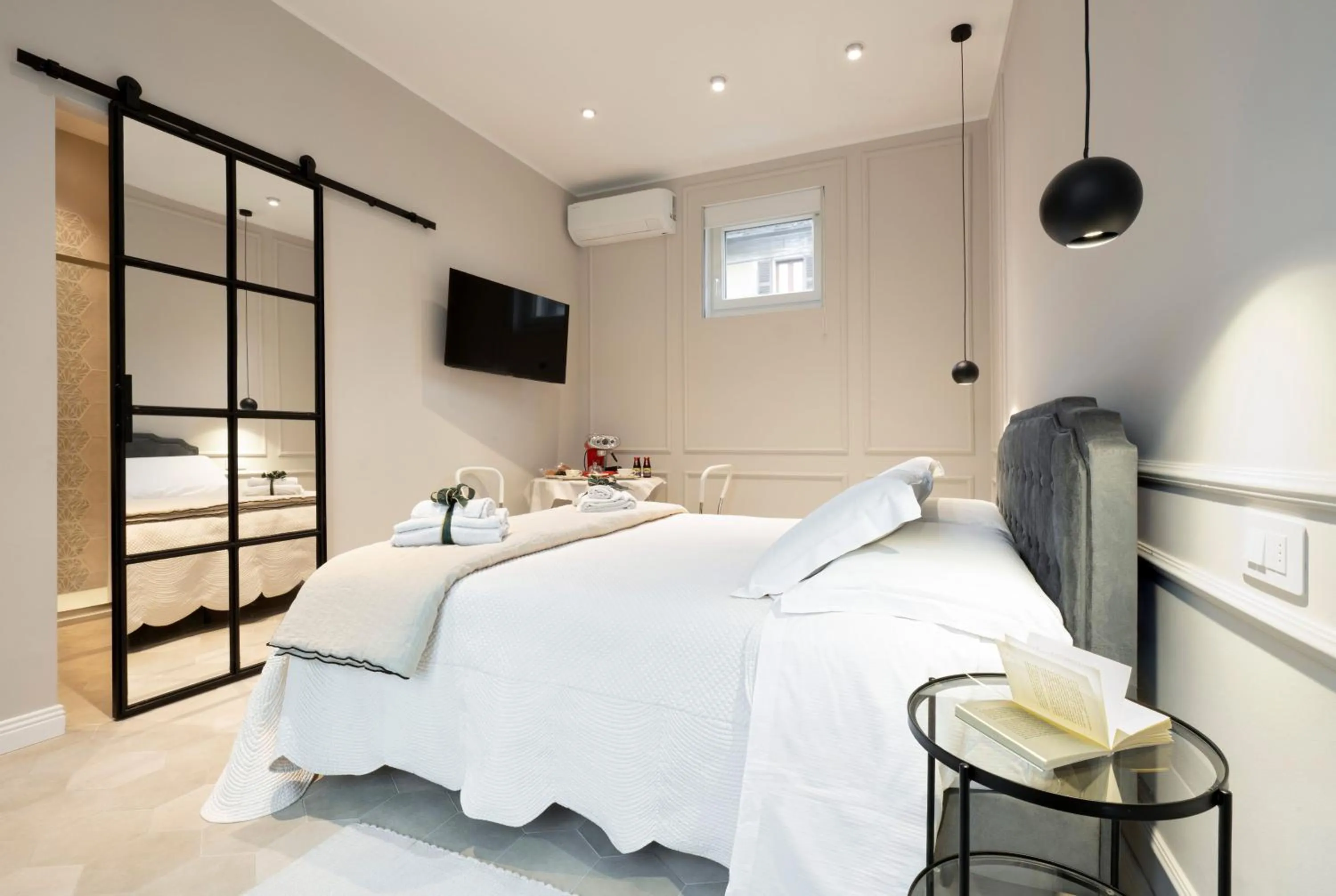 Bed in Residence Briona