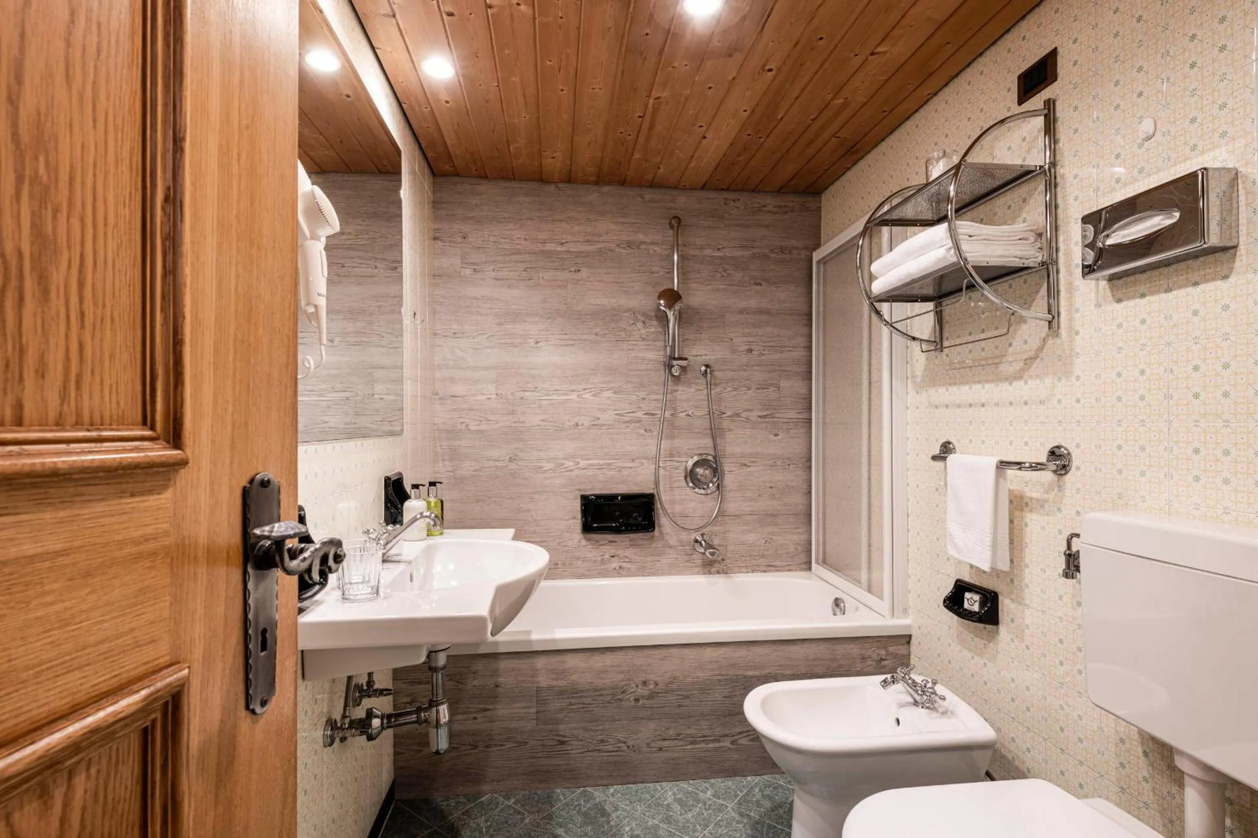 Bathroom in Hotel Cavallino D'Oro Bed&Breakfast