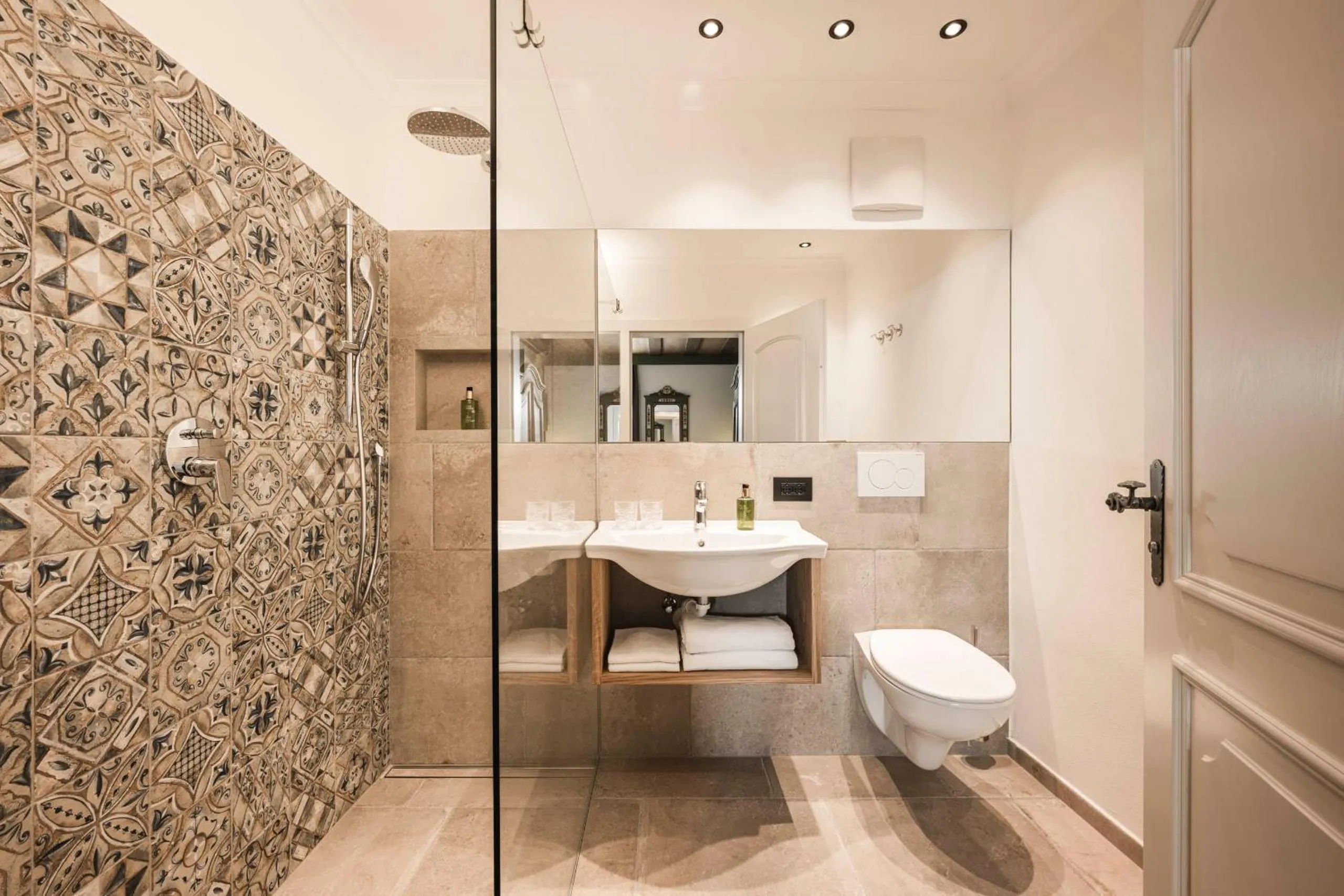 Shower in Hotel Cavallino D'Oro Bed&Breakfast