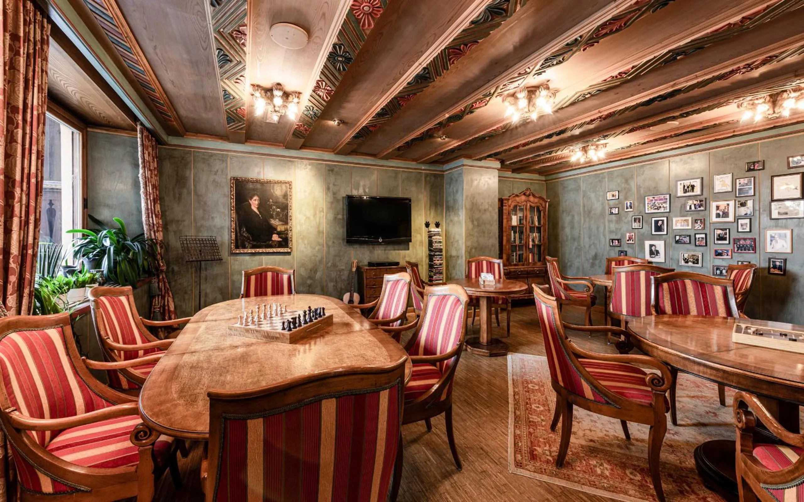 Communal lounge/ TV room in Hotel Cavallino D'Oro Bed&Breakfast