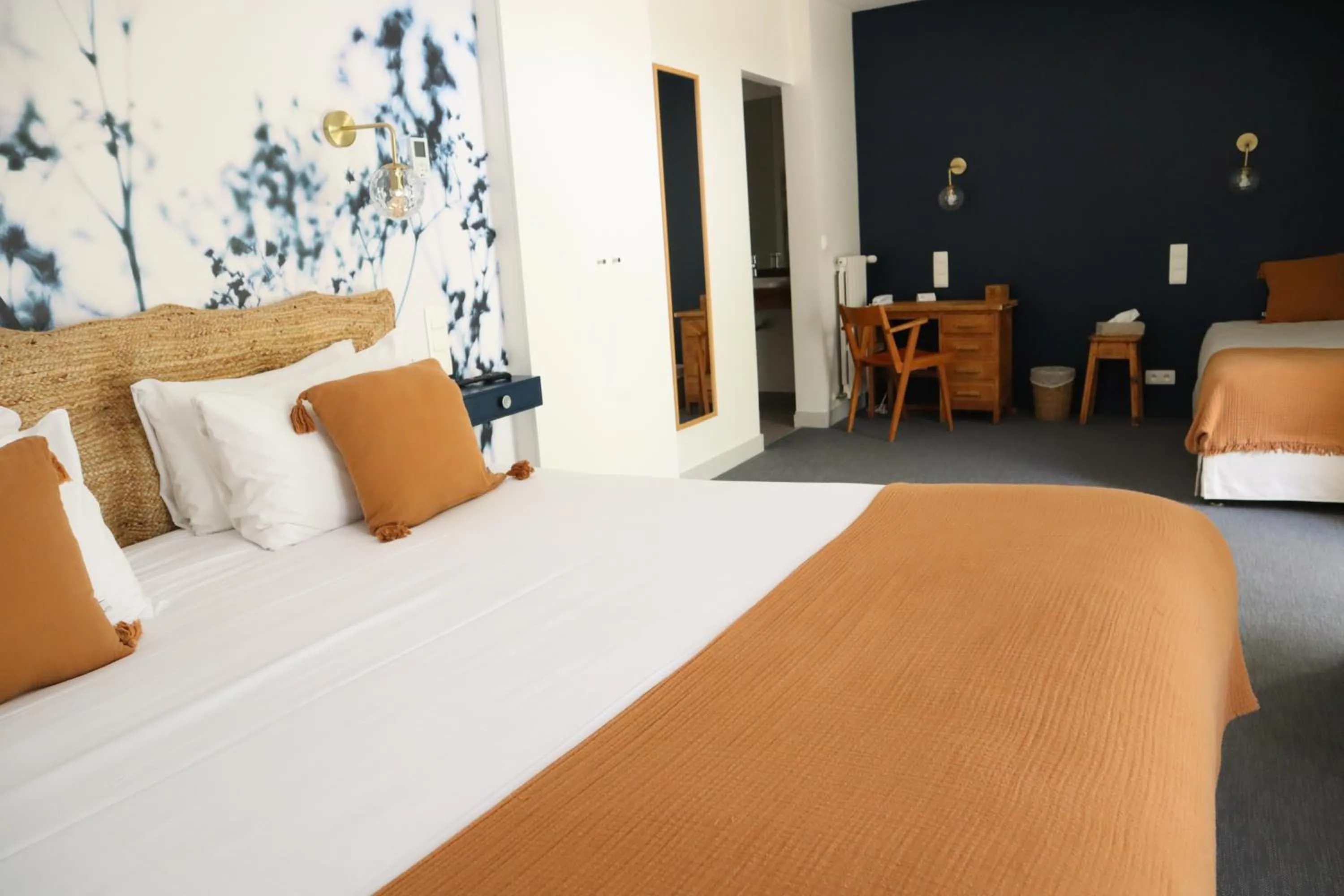 Bedroom, Bed in Hôtel de Biencourt