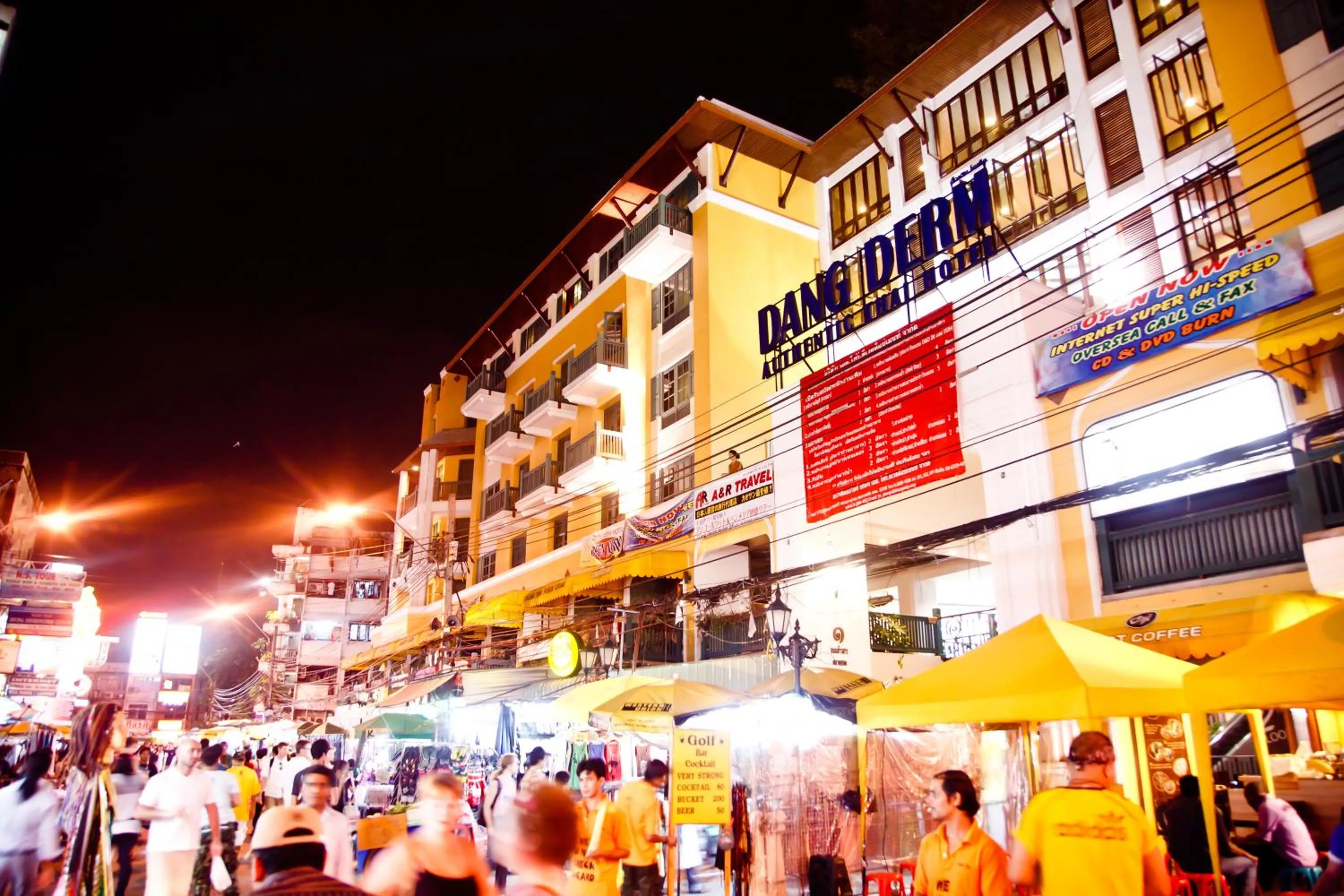 Property building in Dang Derm Khaosan