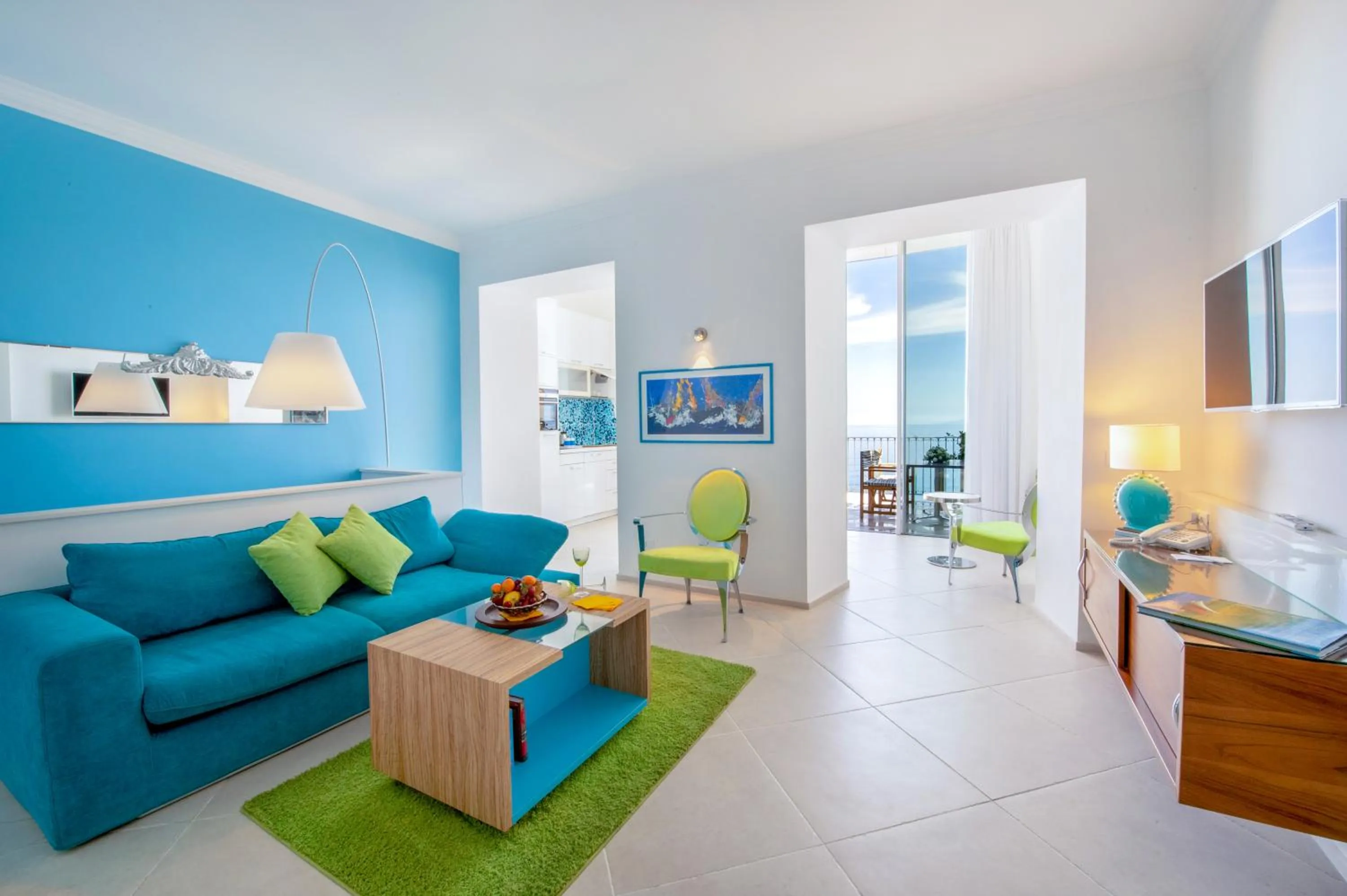 Seating area in Piccolo Grand Hotel