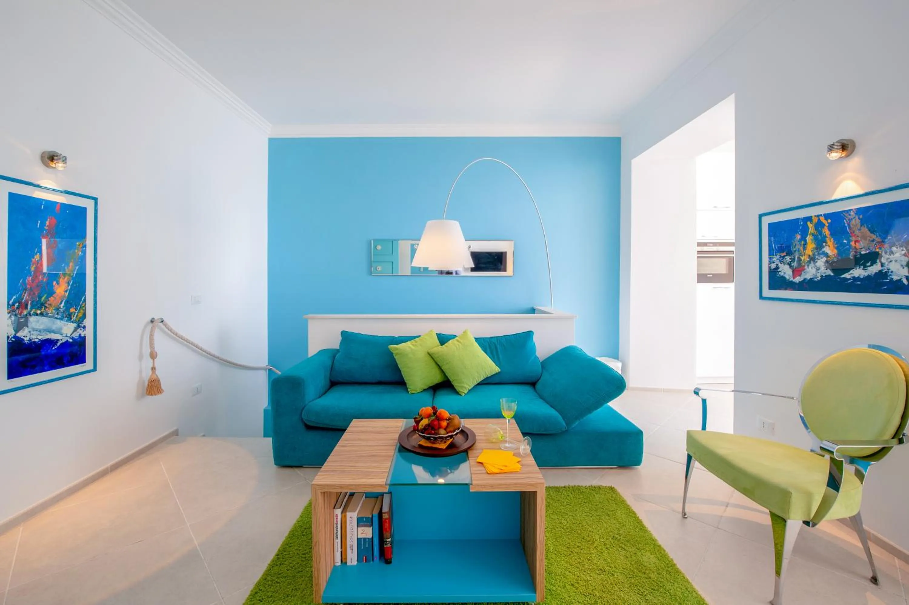 Seating area in Piccolo Grand Hotel