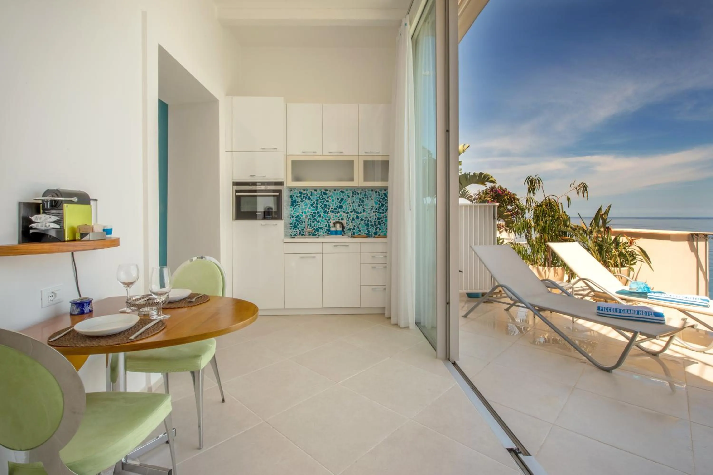 Kitchen or kitchenette in Piccolo Grand Hotel