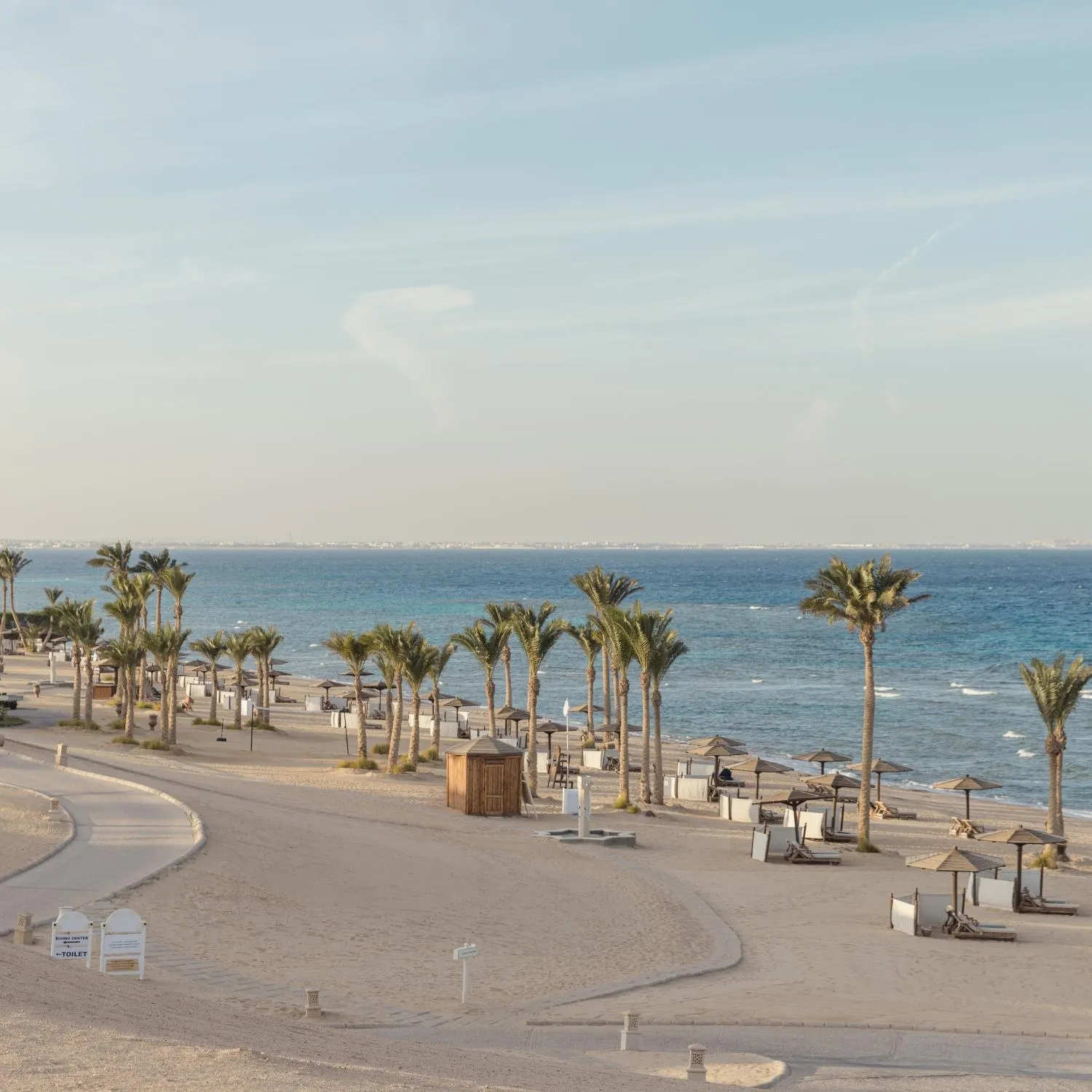 Beach in The Oberoi Beach Resort, Sahl Hasheesh