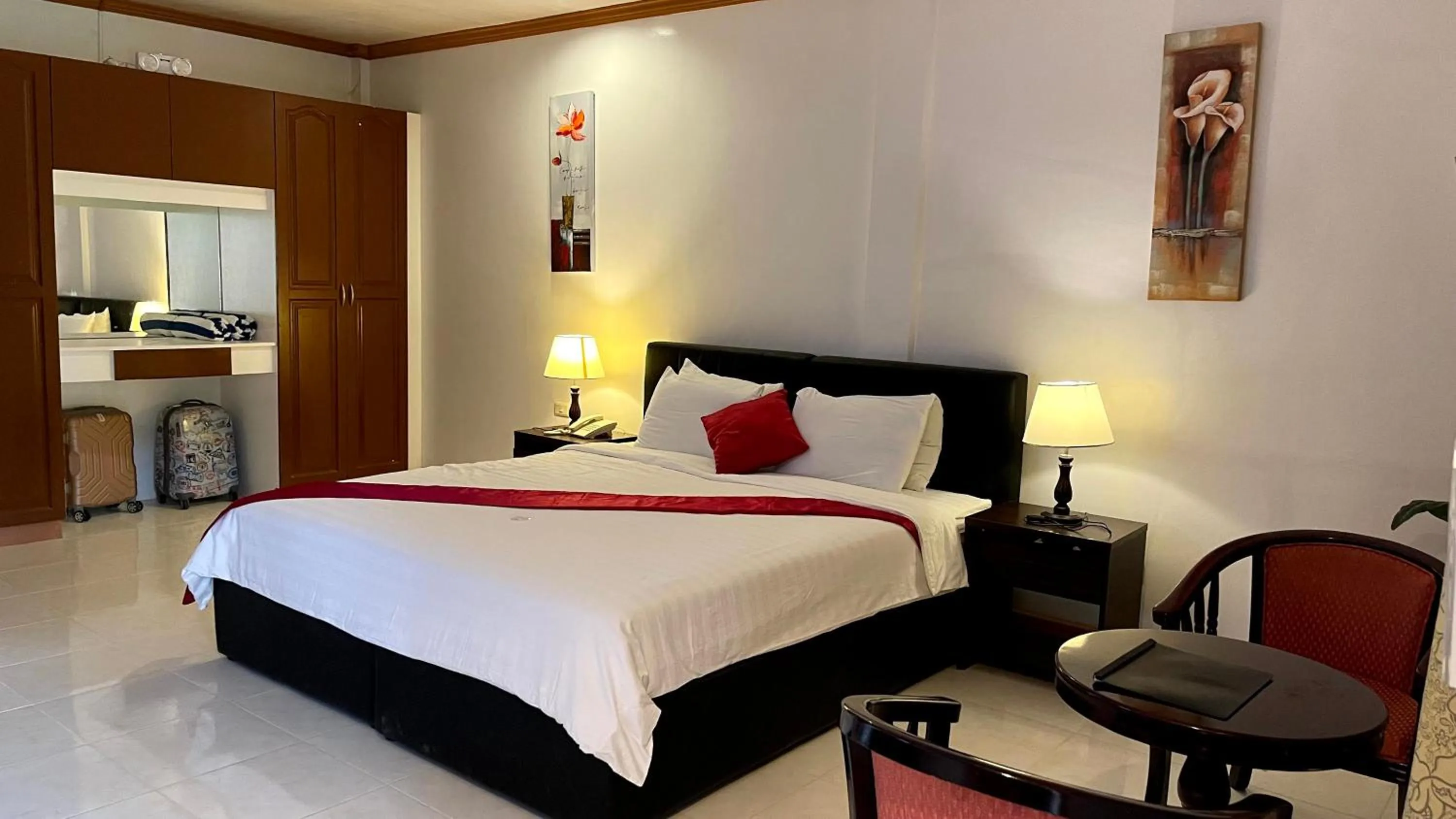 Bed in Anda White Beach Resort