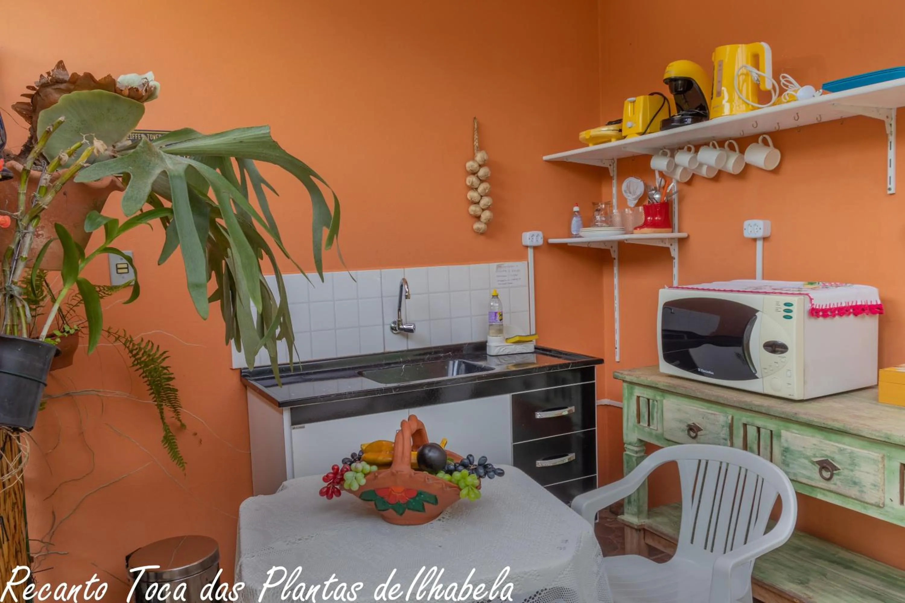 Property building in Recanto Toca das Plantas de Ilhabela I