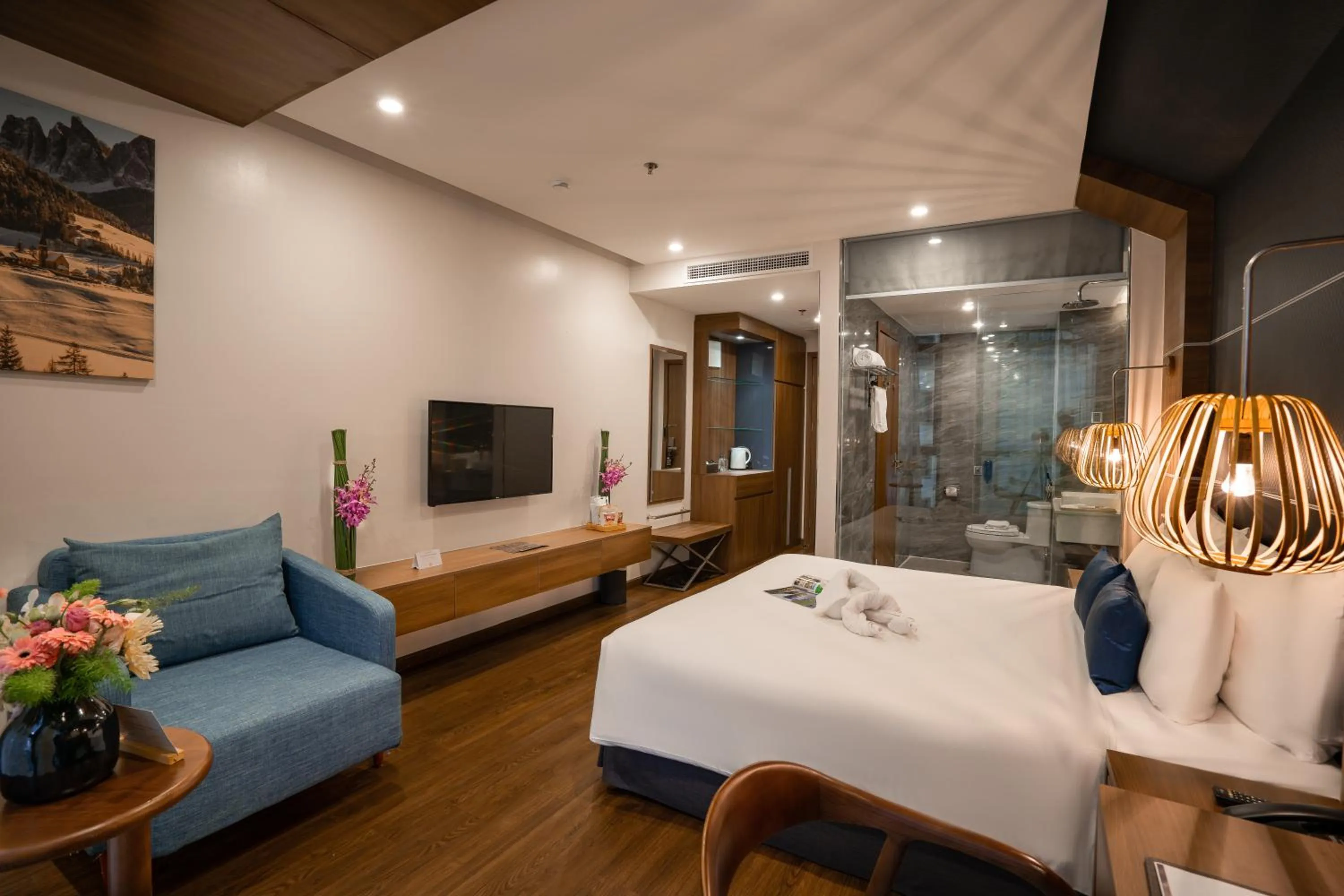 Bed in HAIAN Beach Hotel & Spa