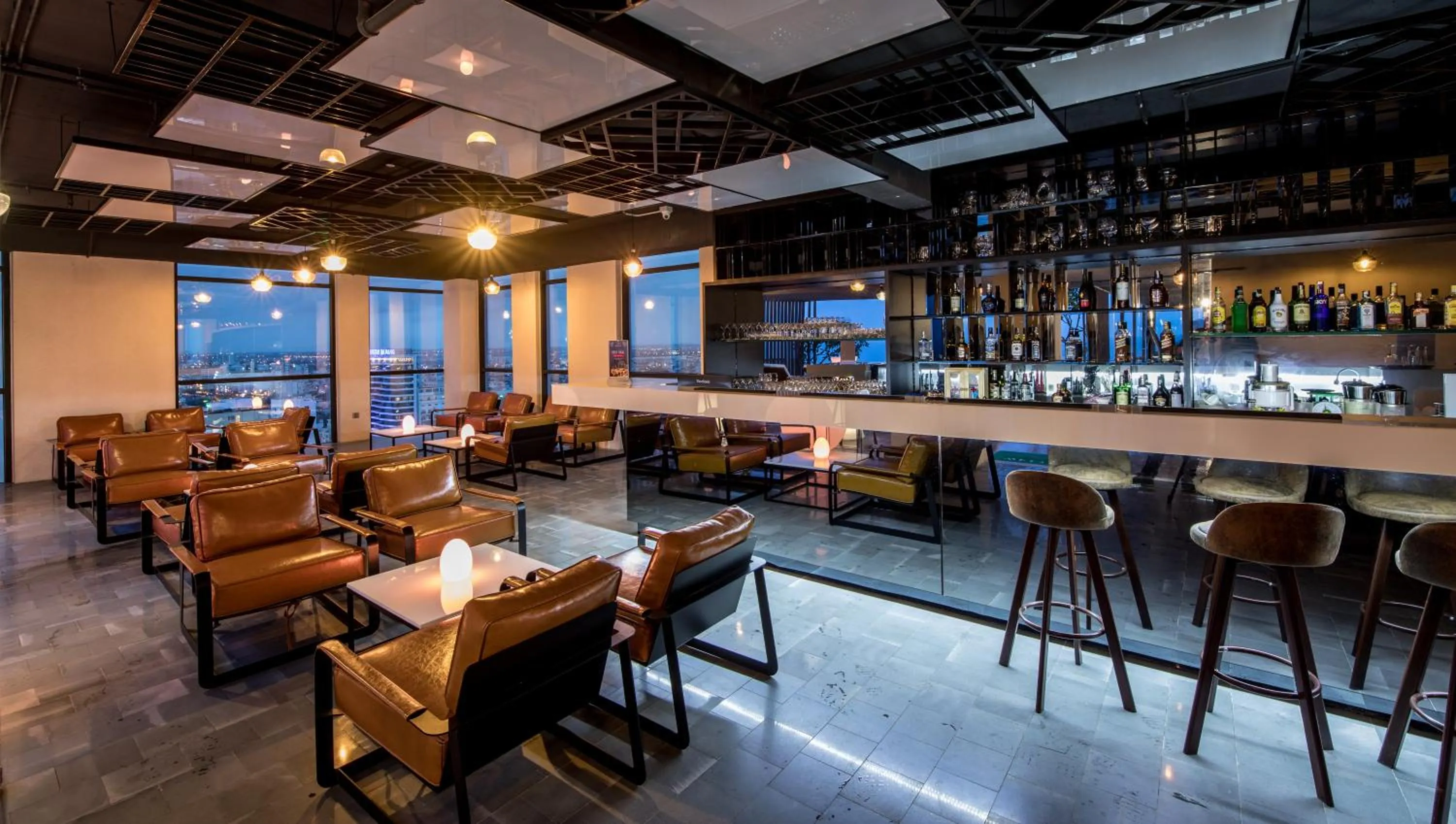 Restaurant/places to eat in HAIAN Beach Hotel & Spa