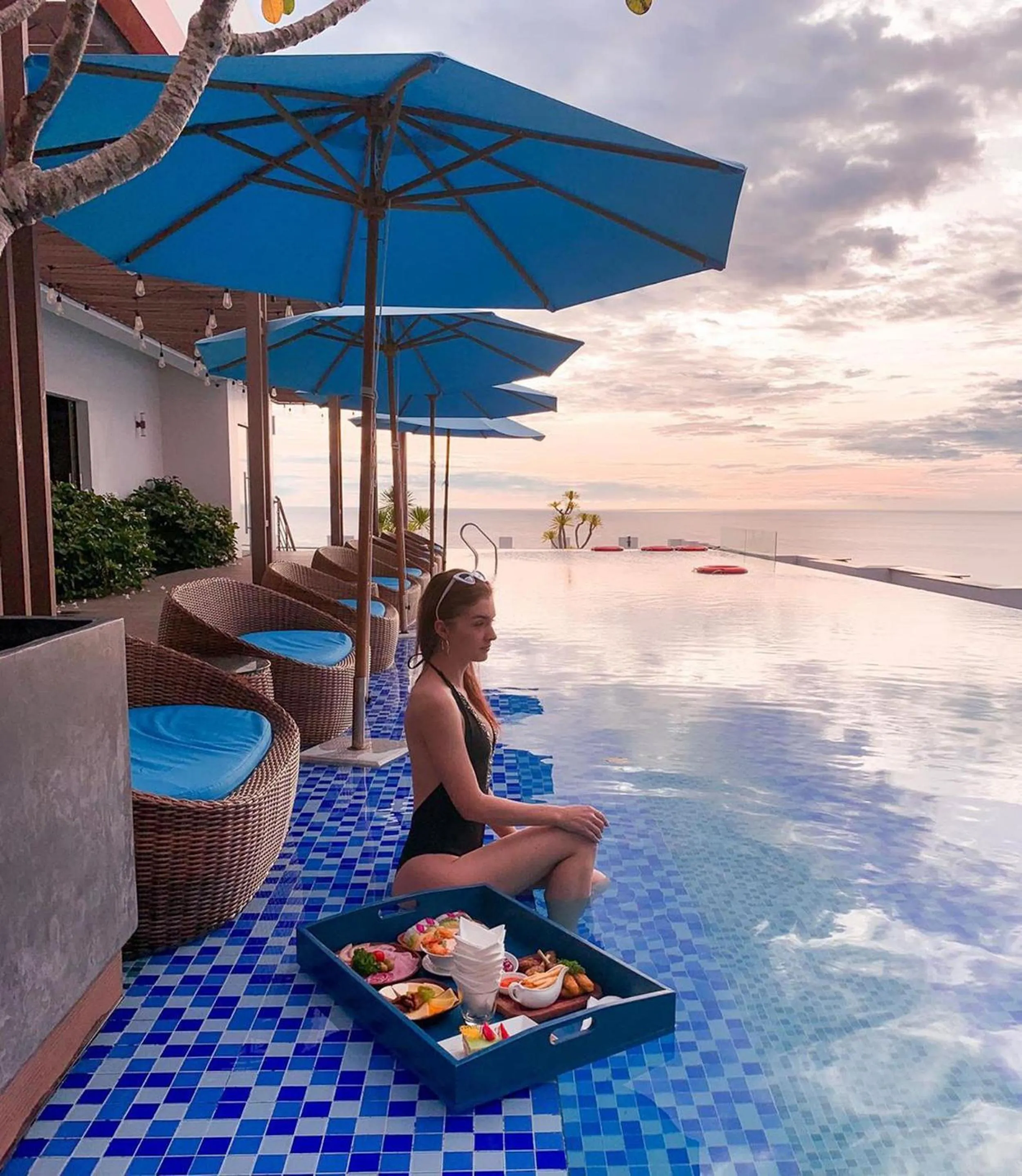 Food in HAIAN Beach Hotel & Spa