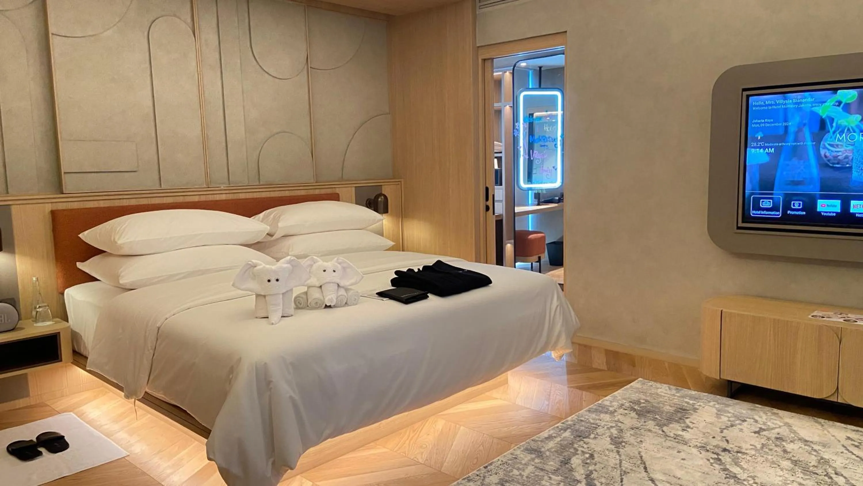 TV and multimedia, Bed in Morrissey Hotel