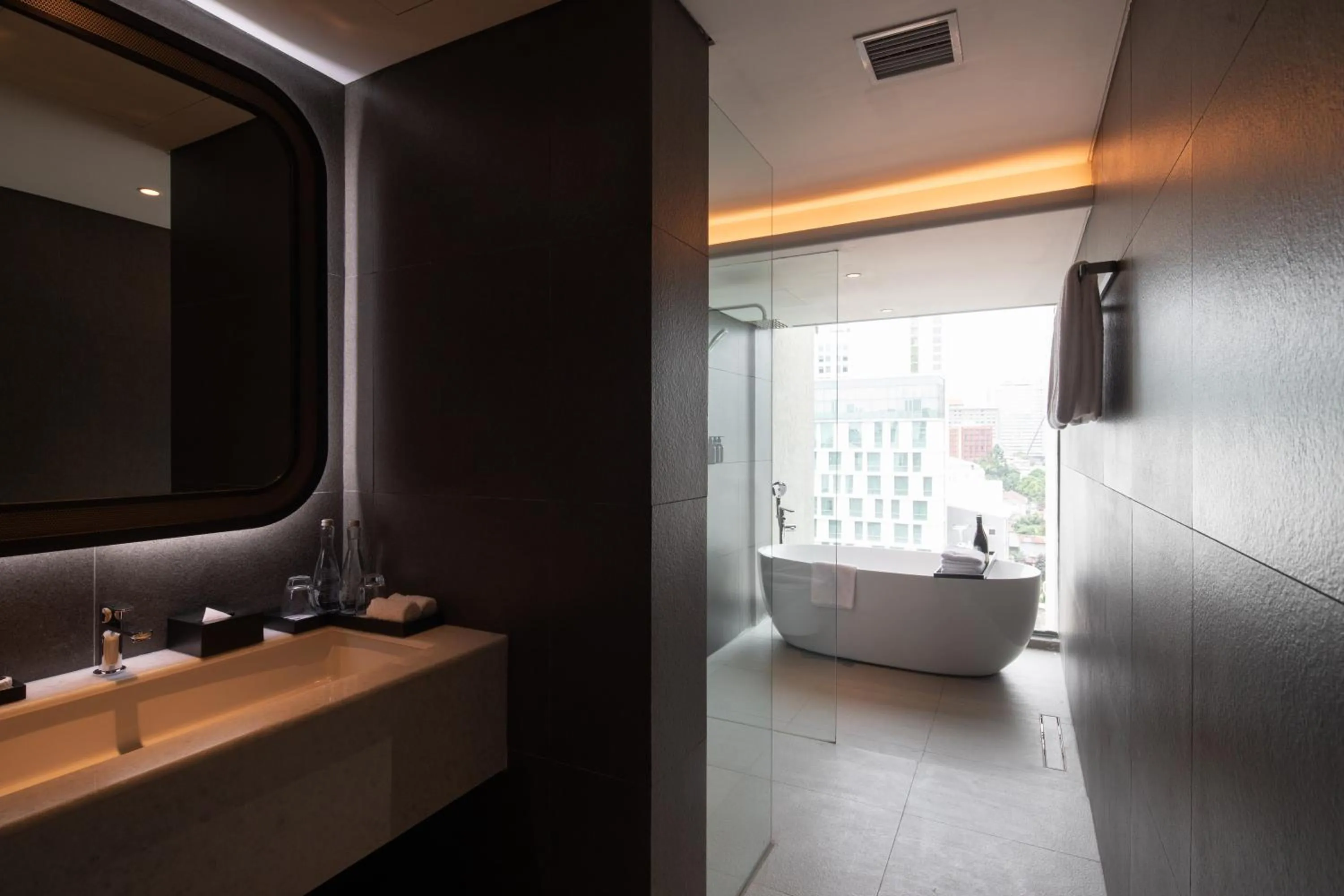 Bath in Morrissey Hotel