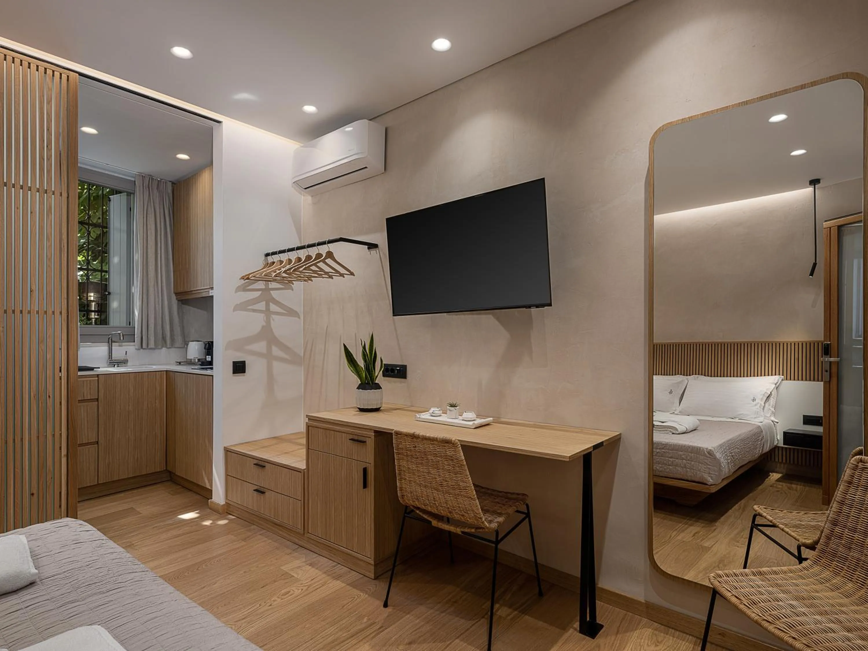 TV and multimedia, Bed in Aoria Estate Old Port