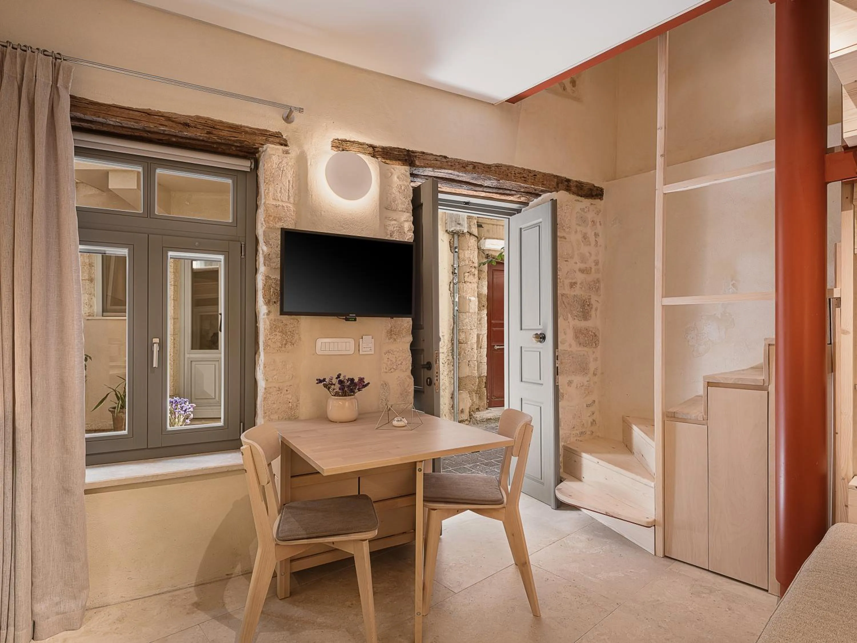 TV and multimedia in Aoria Estate Old Port