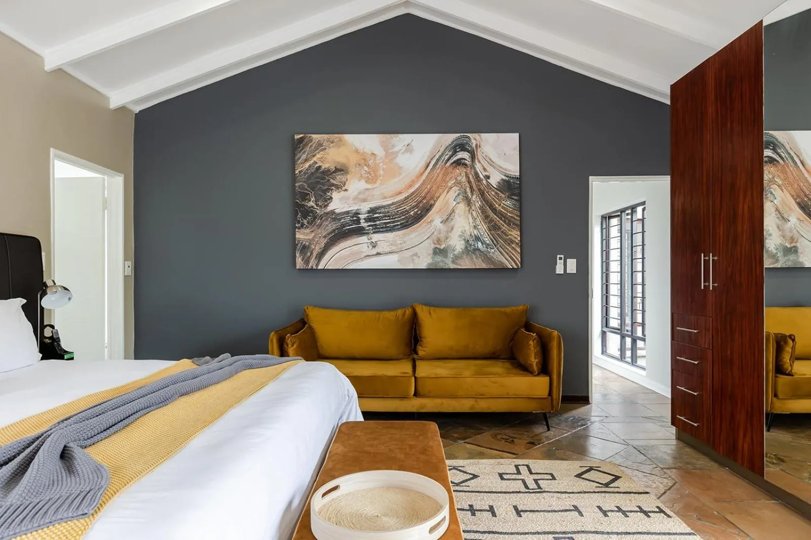 Bed in Matumi Golf Lodge