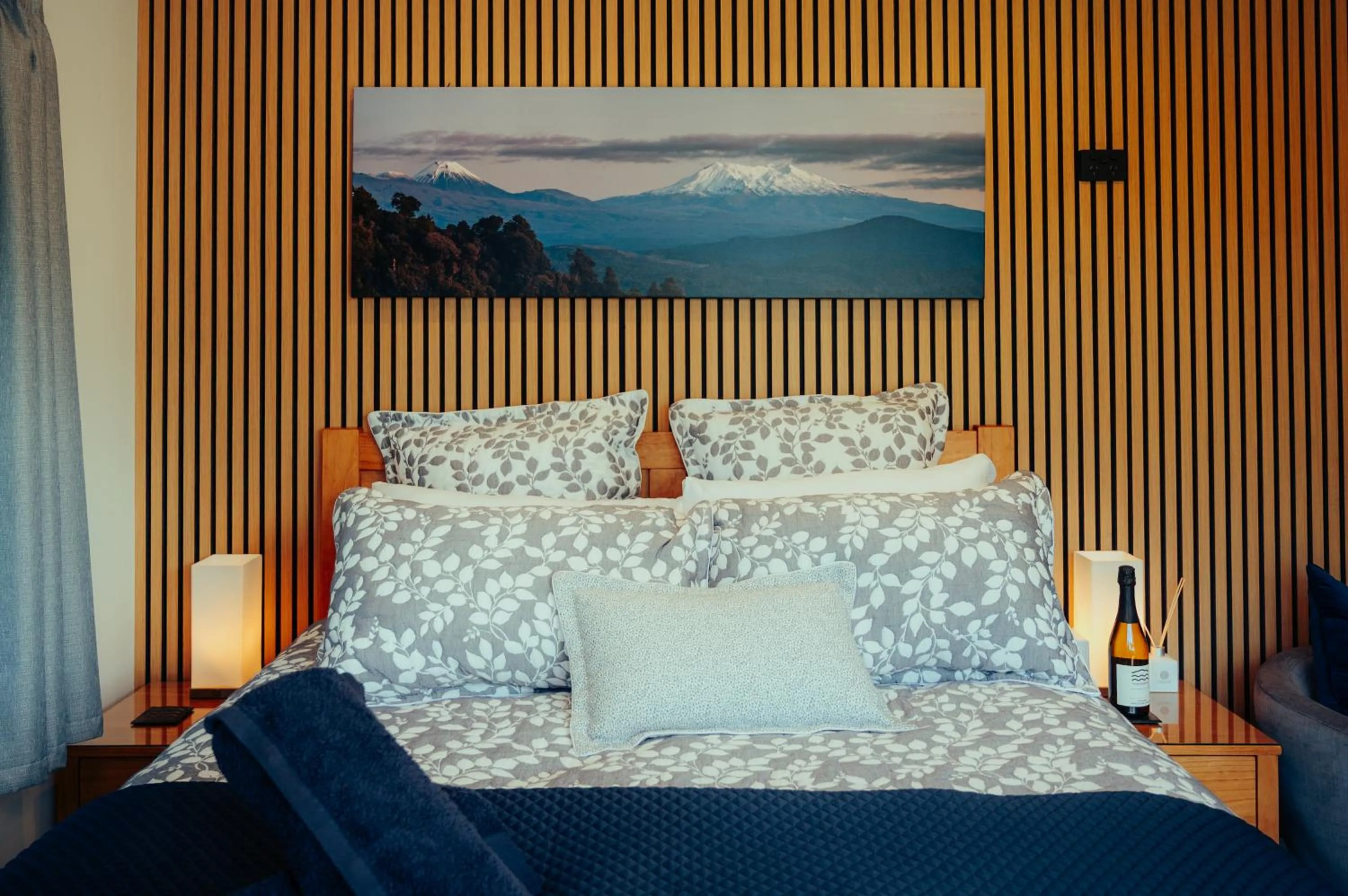 Bedroom, Bed in Two Rivers Ohakune - Boutique Bed and Breakfast