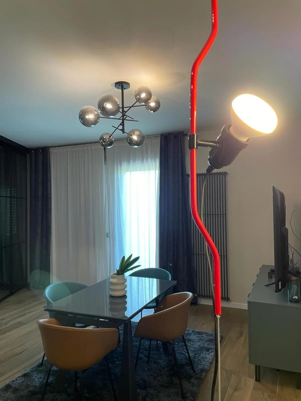 Communal lounge/ TV room in Hotel Ragno D'Oro