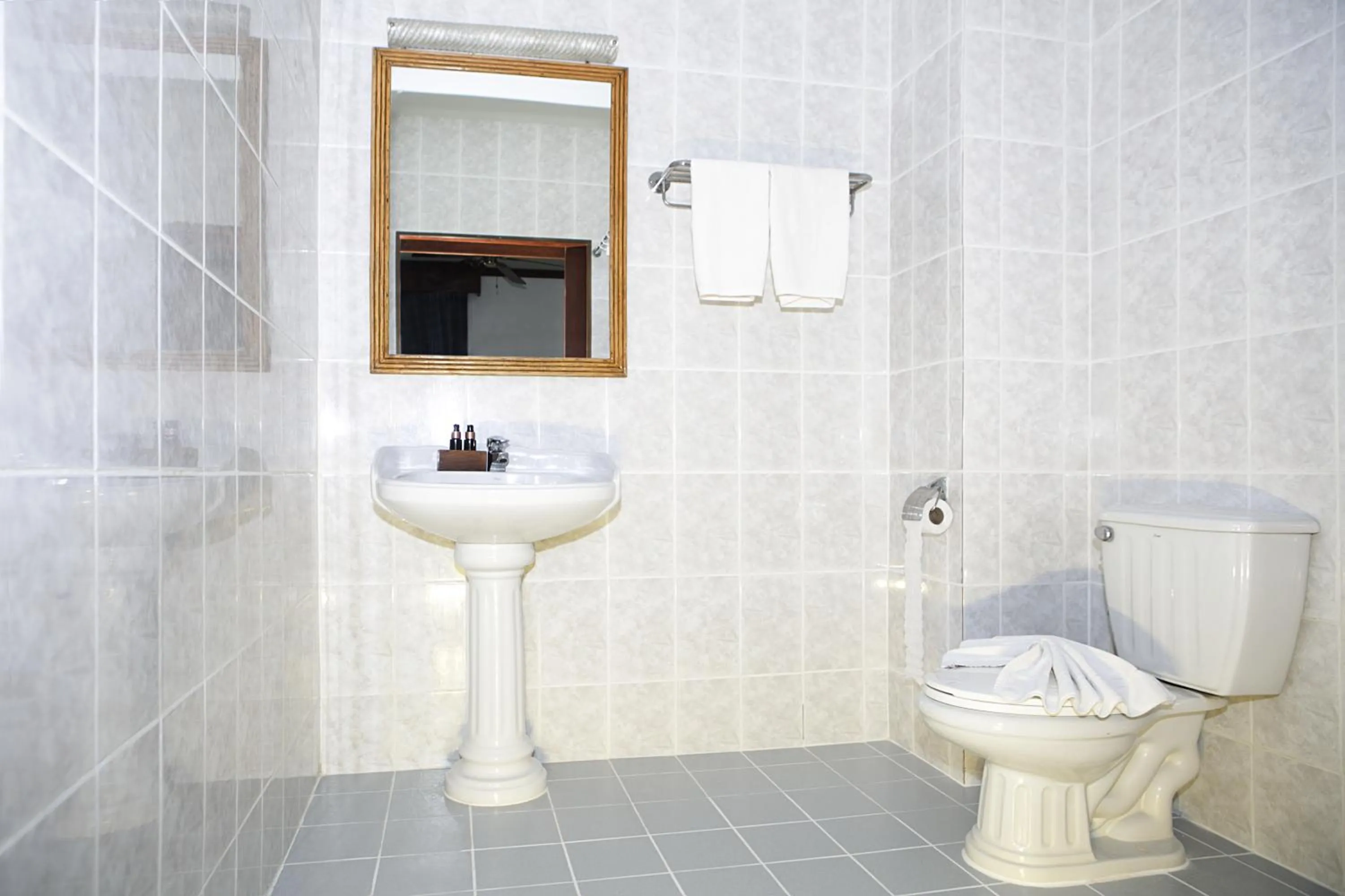 Toilet in Patong Palace Hotel - SHA Extra Plus