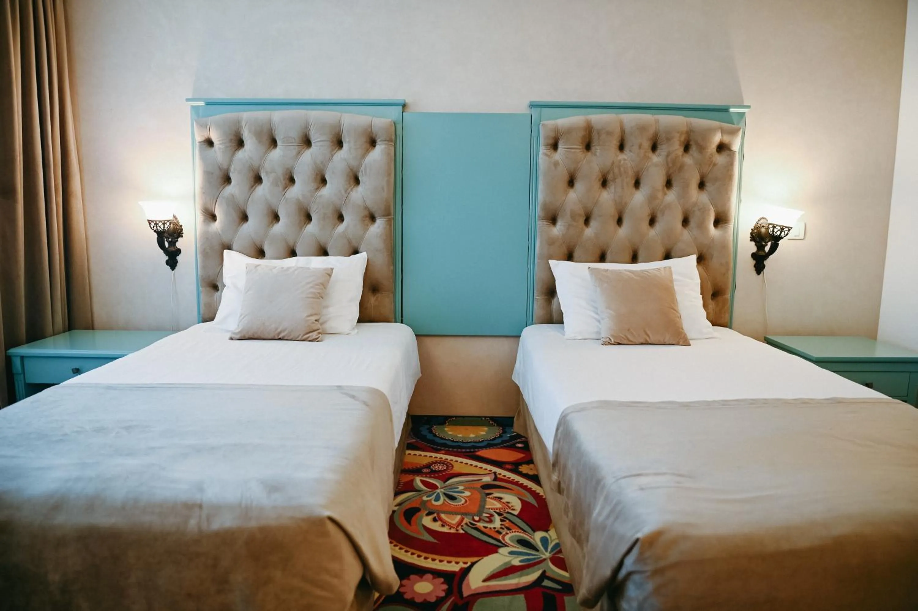 Bed in Hotel La Castel Iasi