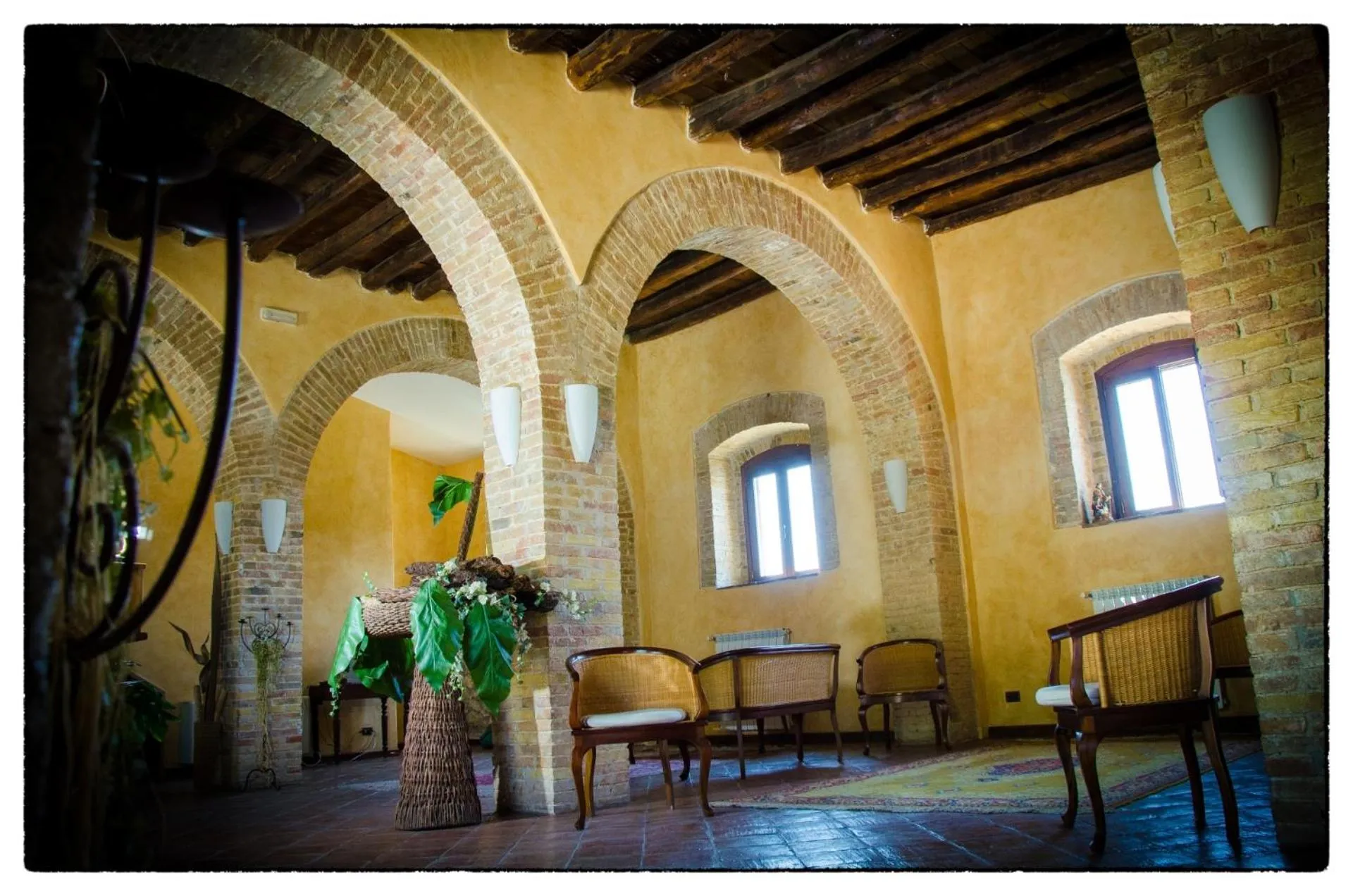 Communal lounge/ TV room in Agriturismo Sant'Agata