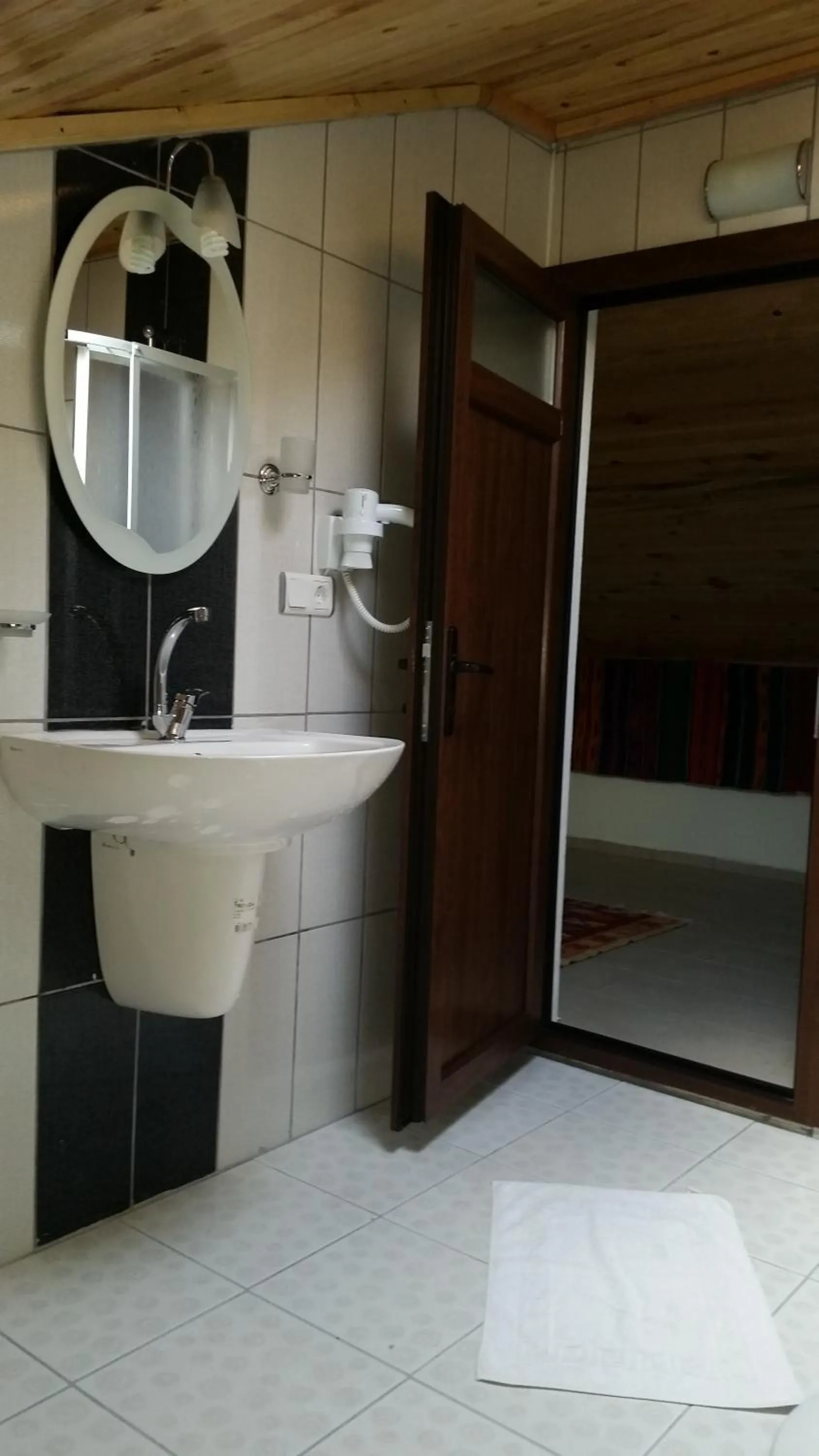 Bathroom in Hotel Riverside