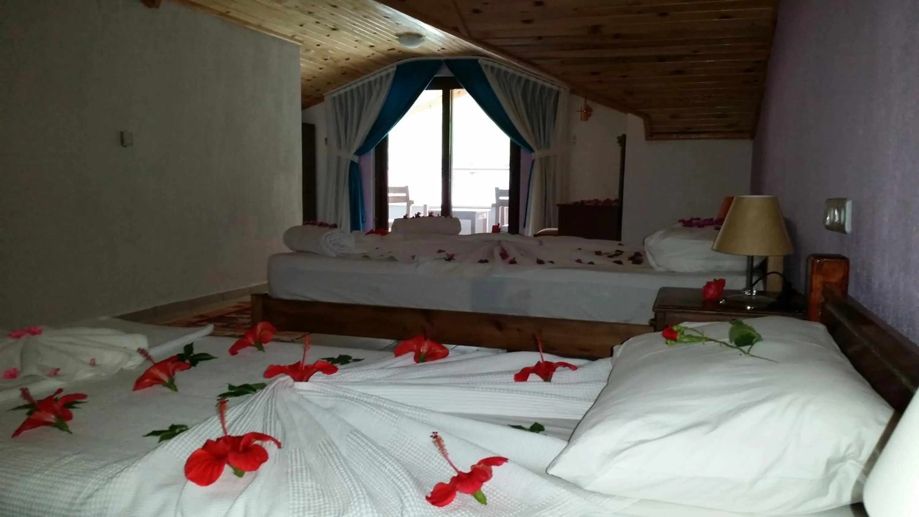 Bedroom in Hotel Riverside