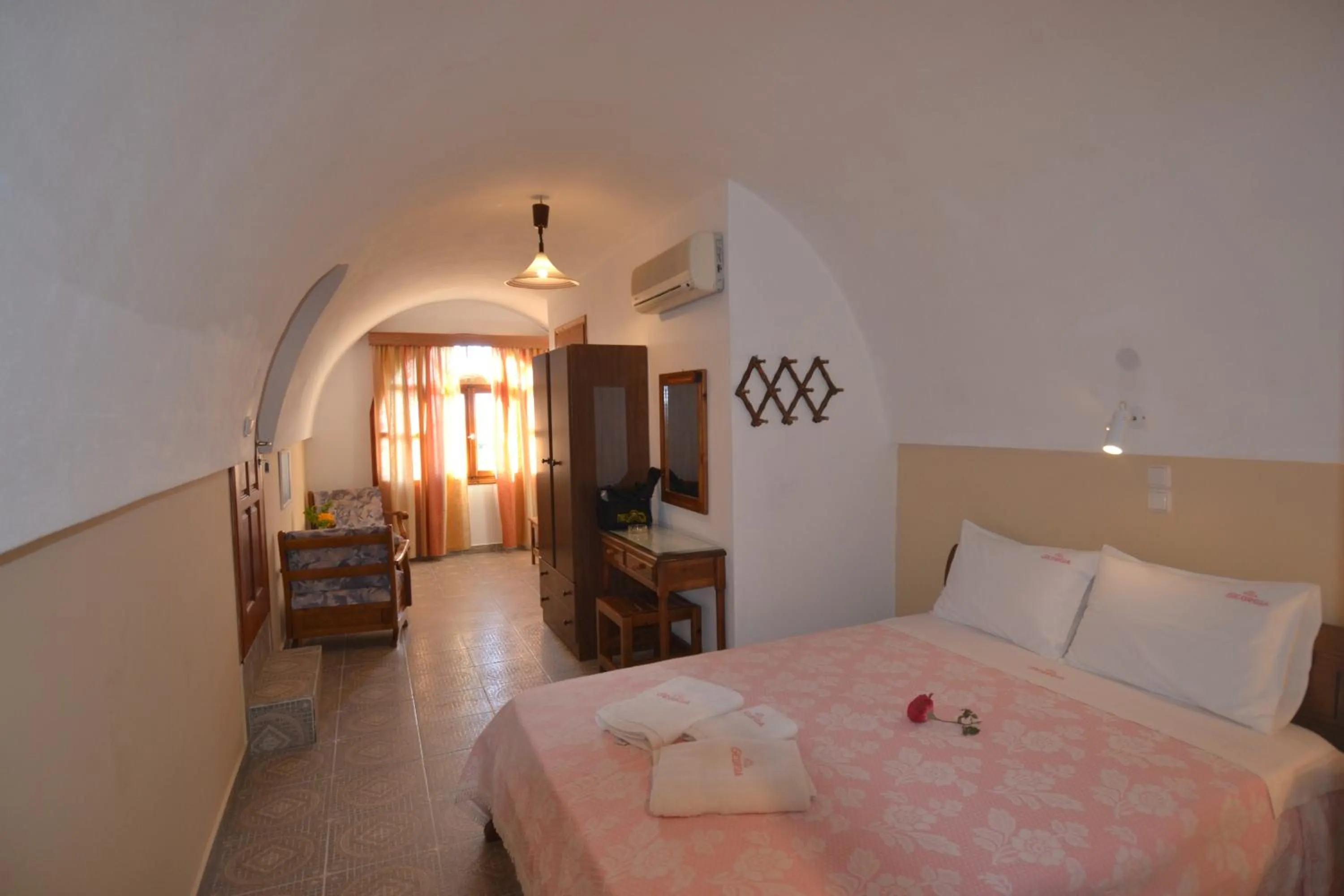 Photo of the whole room, Bed in Villa Georgia