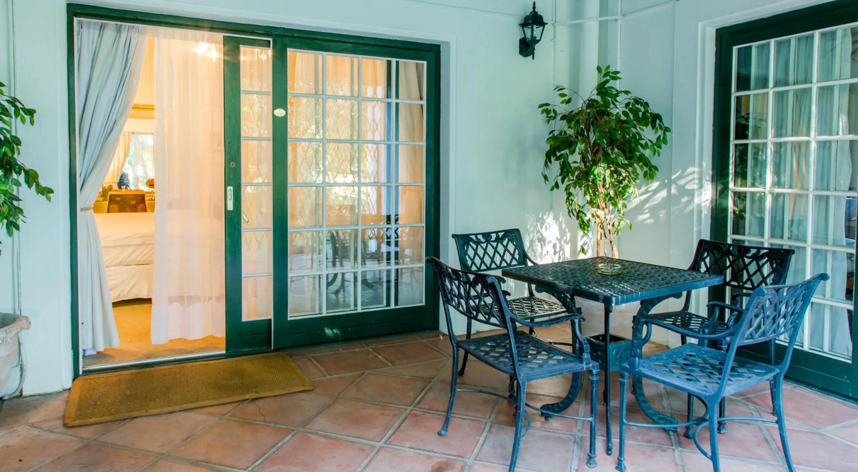 Patio in Le Manoir de Brendel