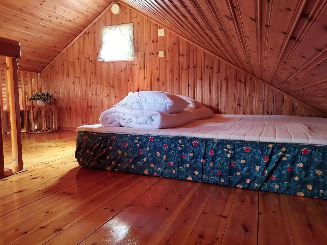 Bed in Älgbergets Bed & Breakfast