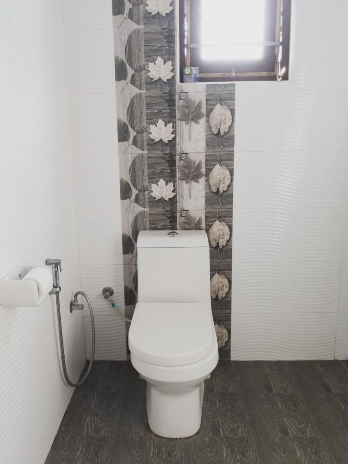 Toilet in Lavender Home Yala Safari