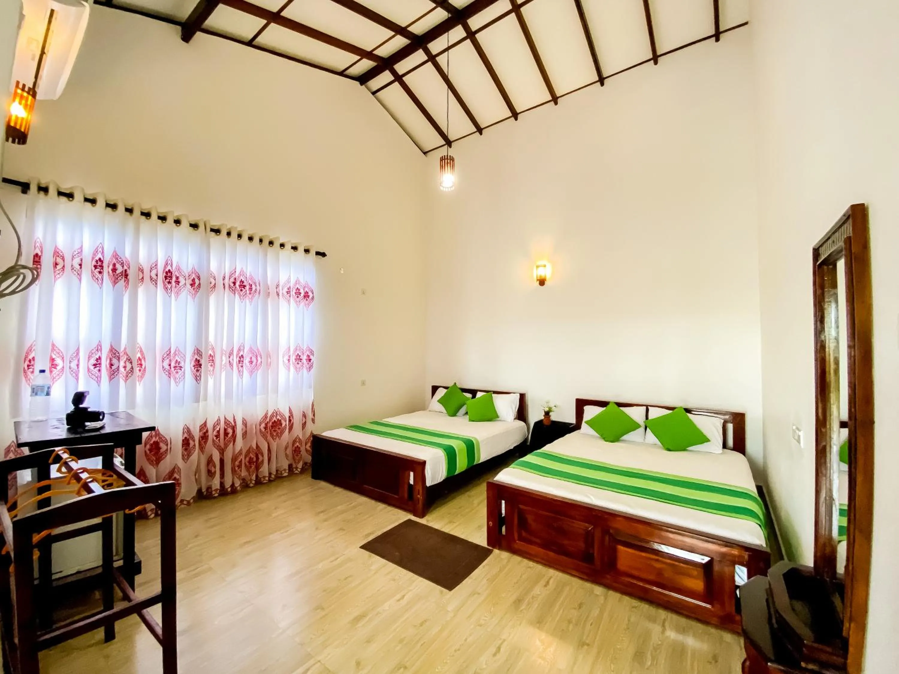 Bed in Lavender Home Yala Safari