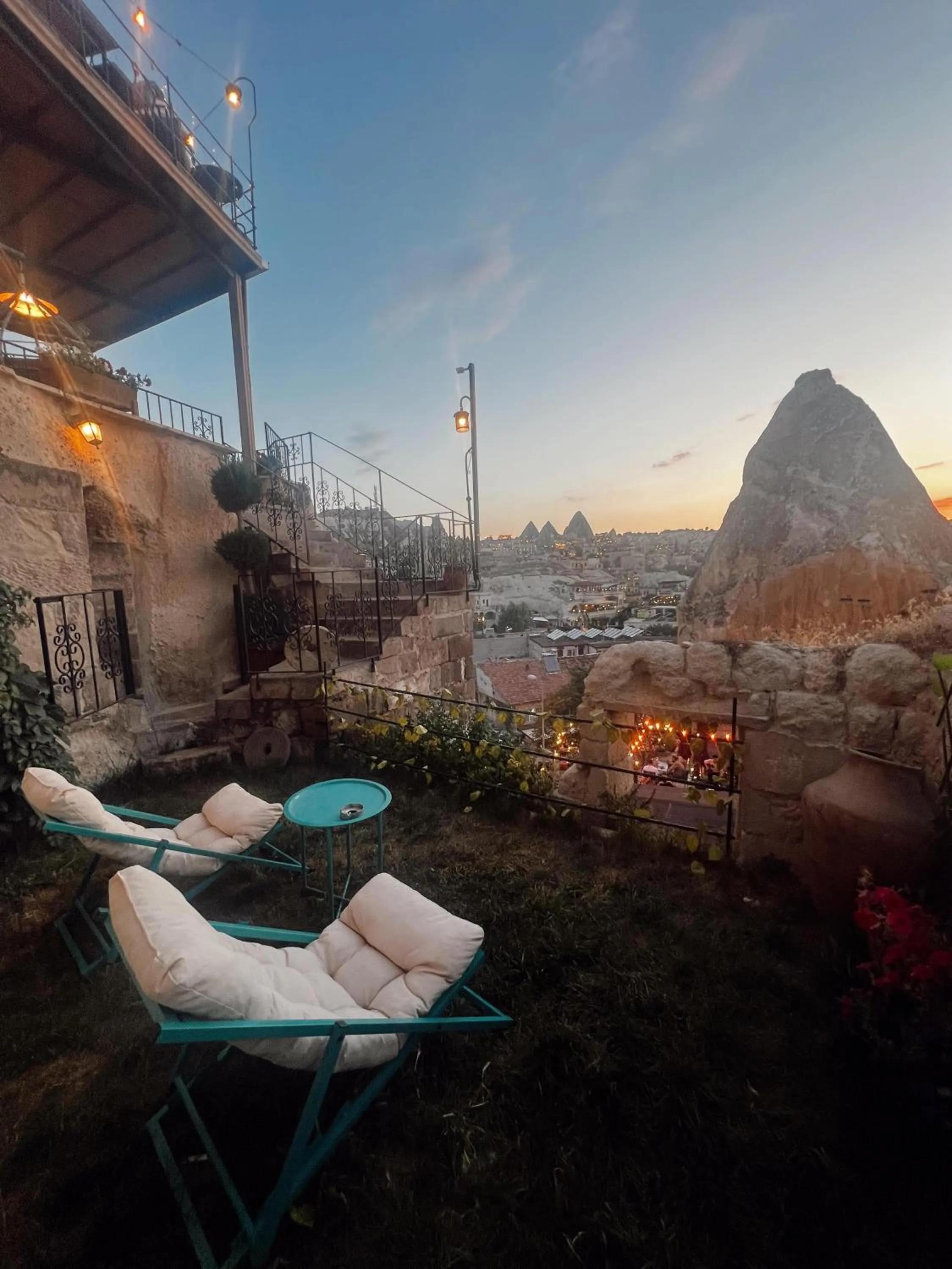 Garden in Castle Cave Hotel