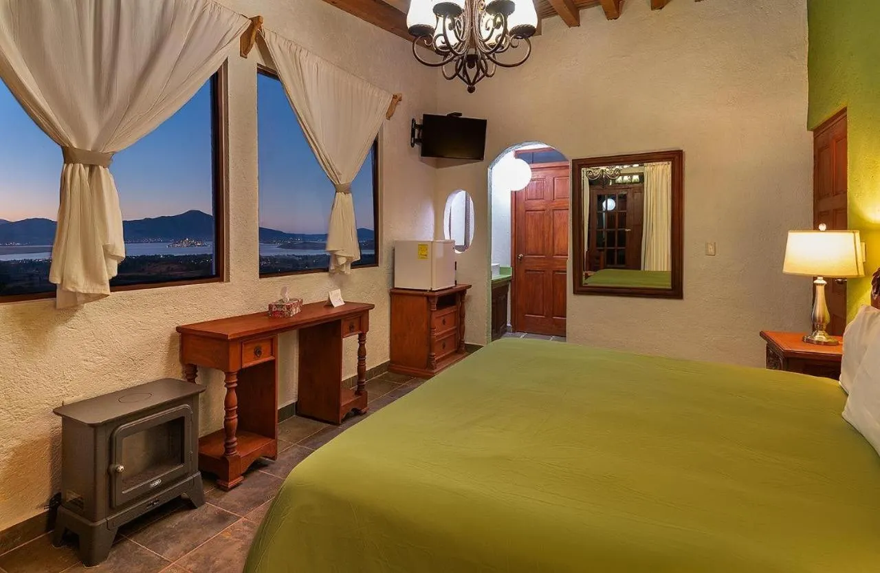 Bed in Eco Hotel Ixhi