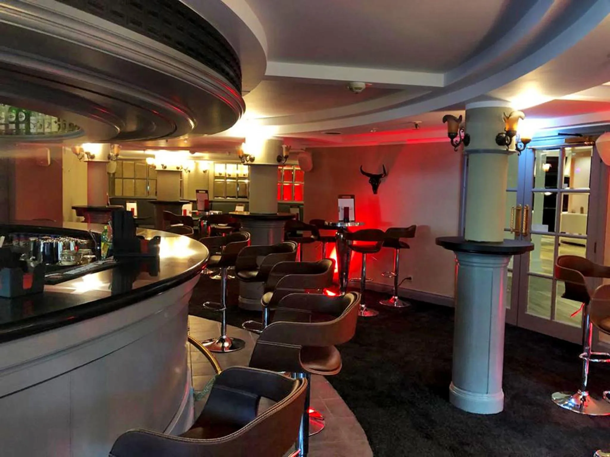 Lounge or bar in DORMERO Hotel Stuttgart