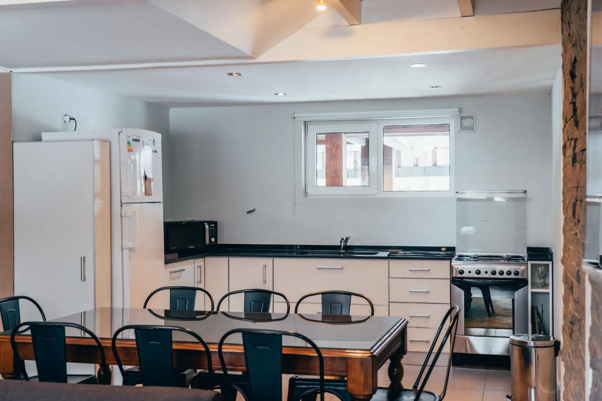 Kitchen or kitchenette in Ski Sur Apartments