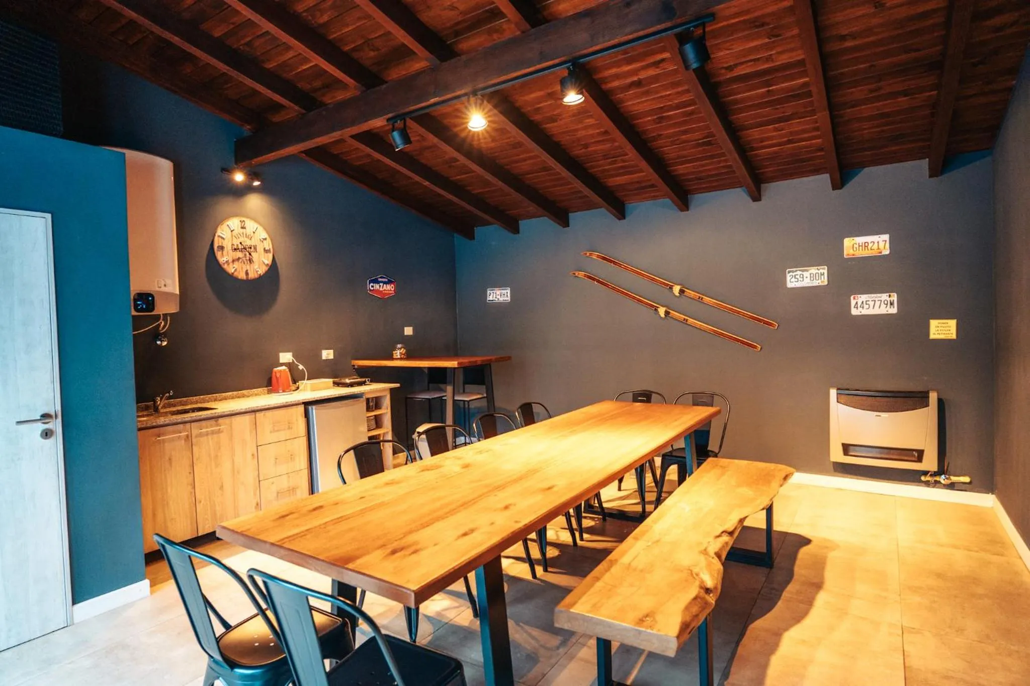 Kitchen or kitchenette in Ski Sur Apartments