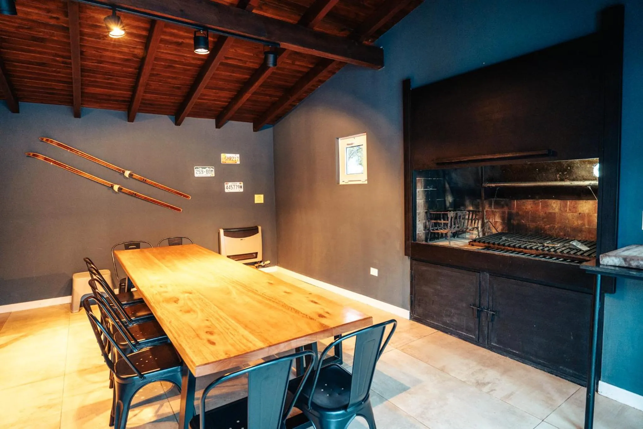 Kitchen or kitchenette in Ski Sur Apartments