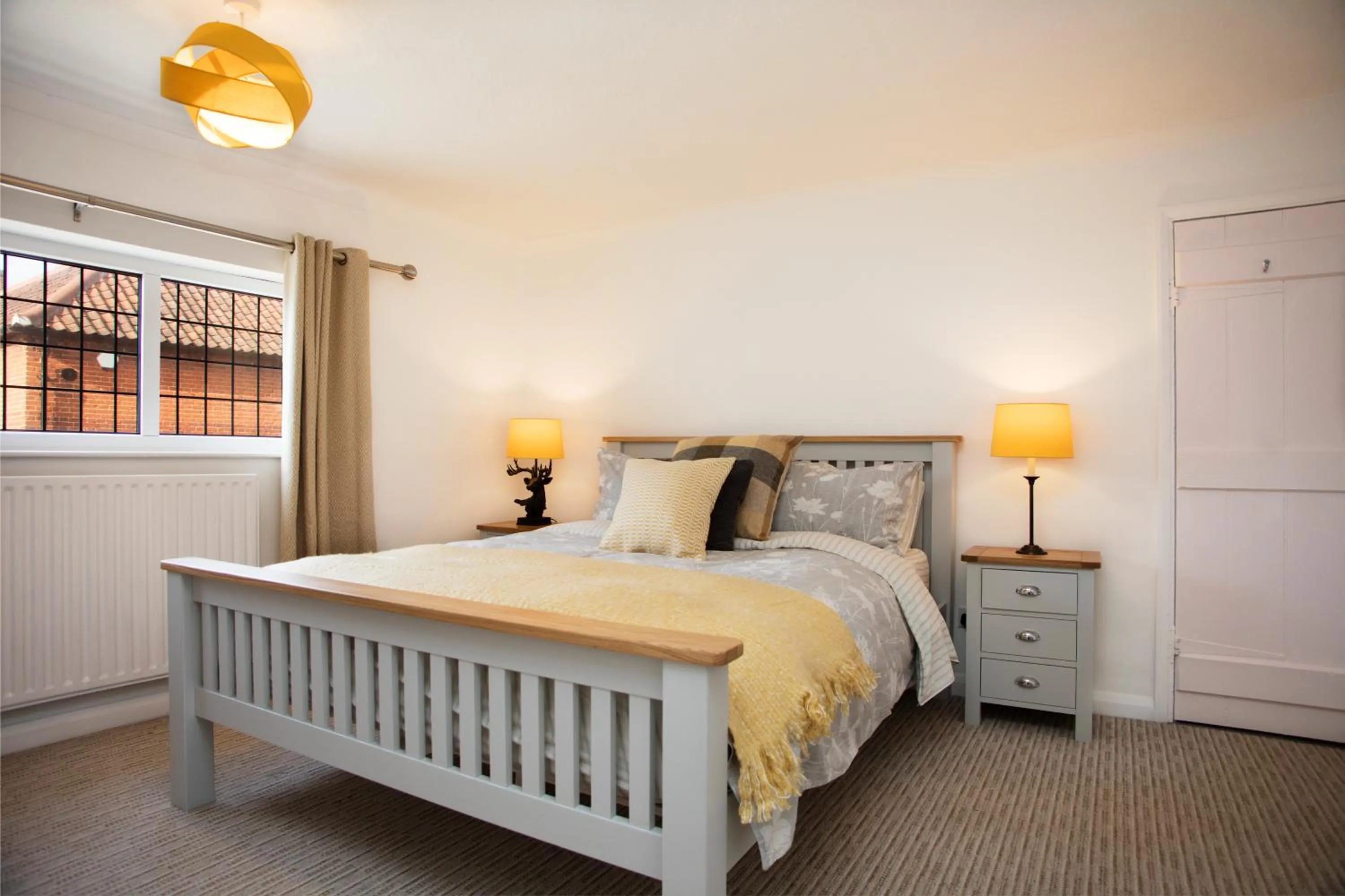 Bed in Ye Olde Saddlery B&B