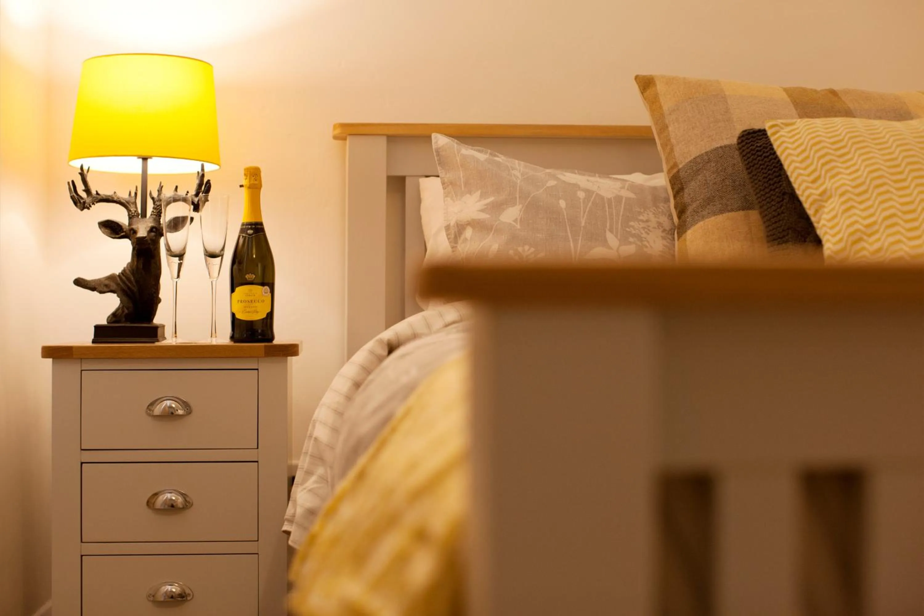 Bed in Ye Olde Saddlery B&B