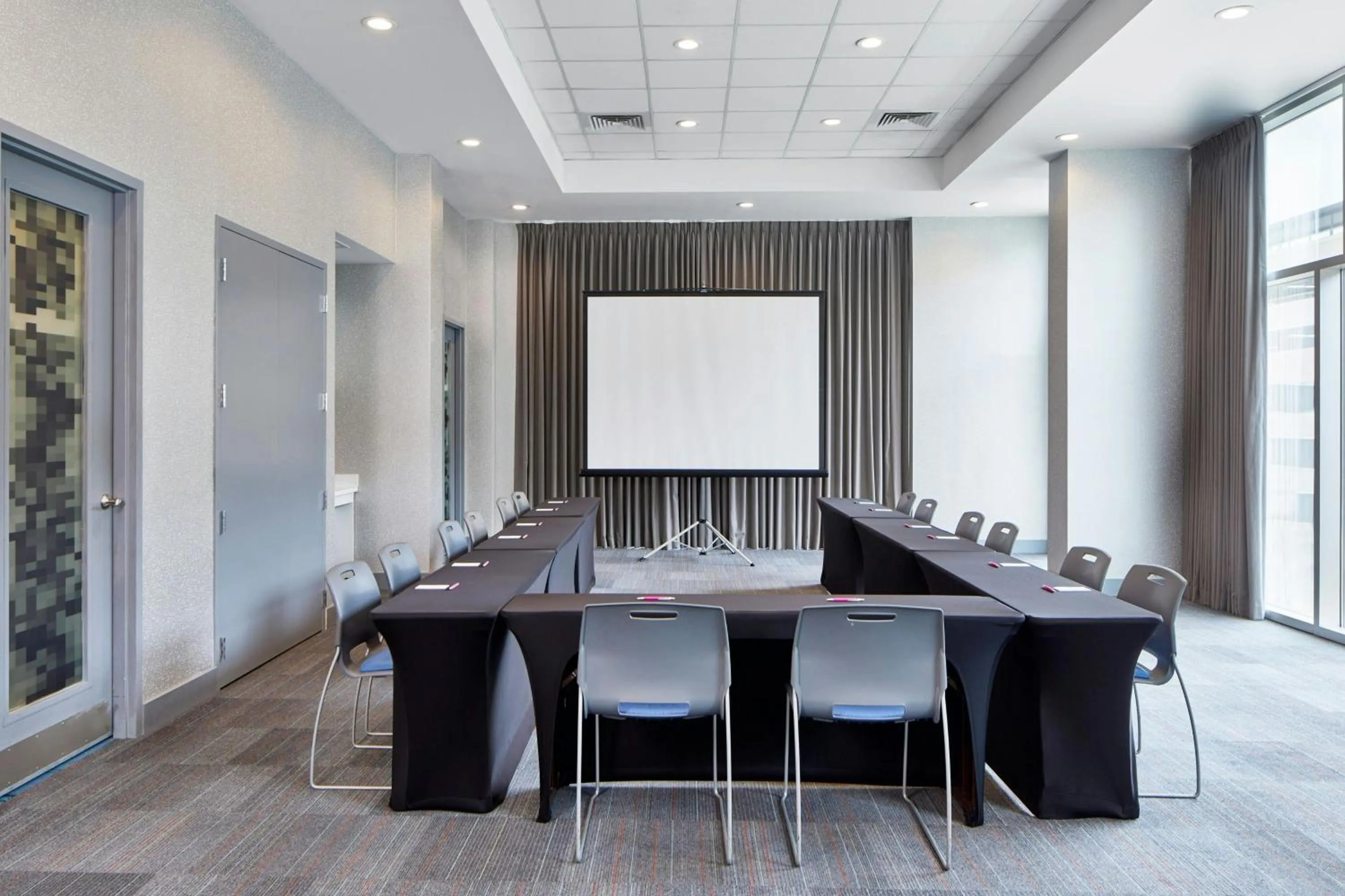 Meeting/conference room in Aloft Austin at The Domain